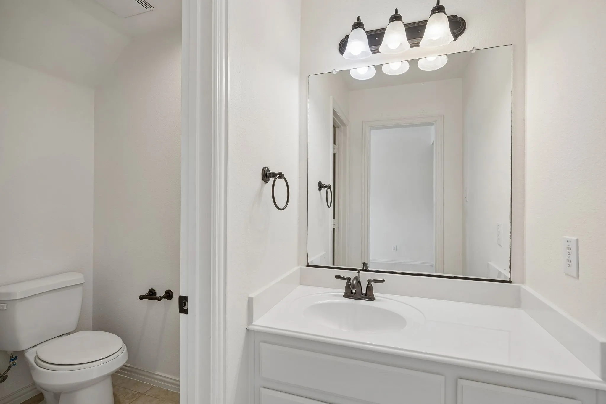 Single Family Residence For Sale in Denton County , 726 Sleepy Creek Drive, Frisco, Texas 75036, 4 Bedroom, 4 Bathroom, 3 Garage spaces, 3,634 Sqft, built in 2009, mls#21376895, Real Estate Agent in Frisco, Homes For Sale in Denton county, Homes For Sale in Frisco, Realtor in Frisco Texas, Real Estate Brokerage Independent Realty Texas, Luminita Cordes Realtor