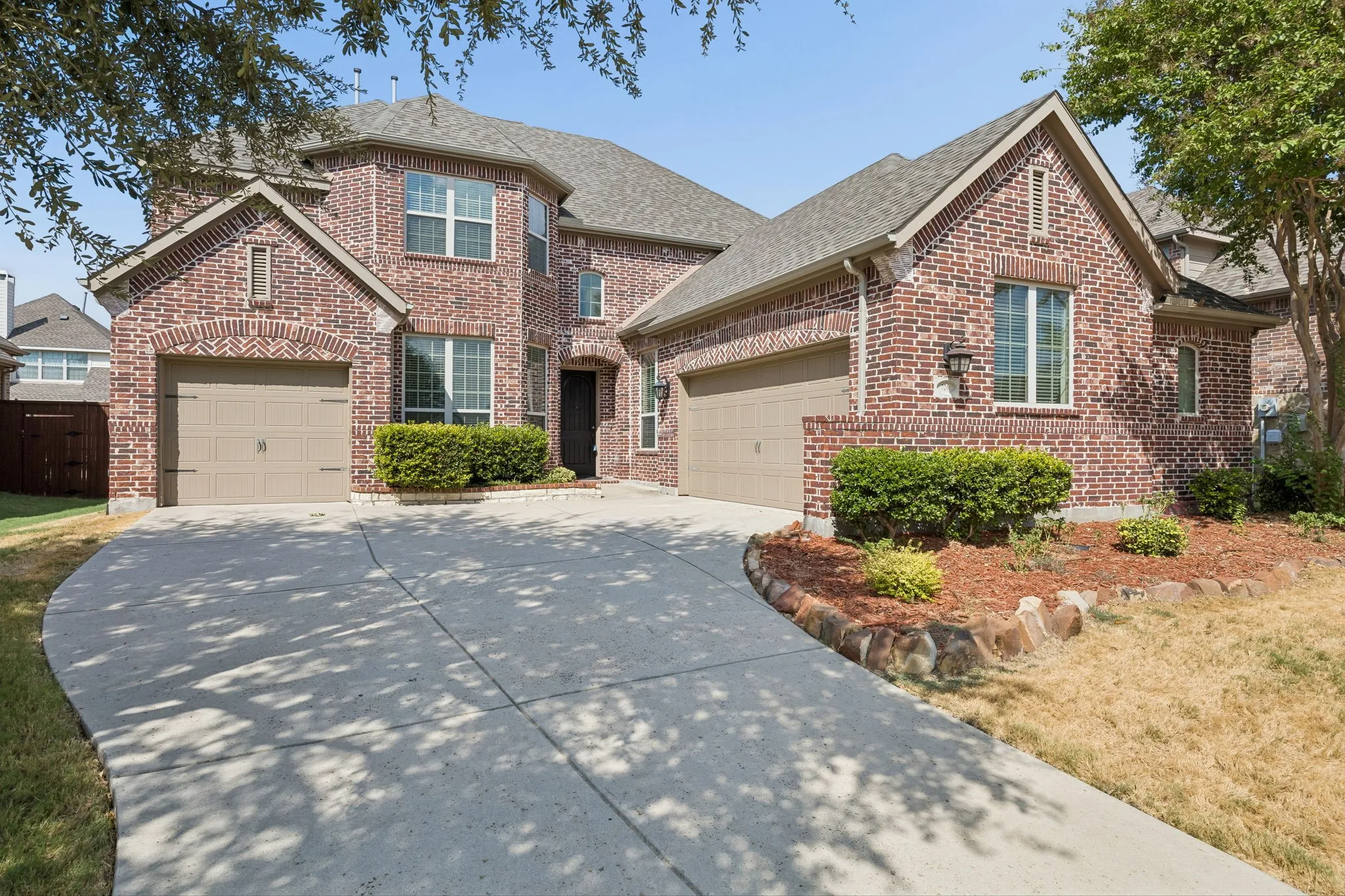 Single Family Residence For Sale in Denton County , 726 Sleepy Creek Drive, Frisco, Texas 75036, 4 Bedroom, 4 Bathroom, 3 Garage spaces, 3,634 Sqft, built in 2009, mls#21376895, Real Estate Agent in Frisco, Homes For Sale in Denton county, Homes For Sale in Frisco, Realtor in Frisco Texas, Real Estate Brokerage Independent Realty Texas, Luminita Cordes Realtor