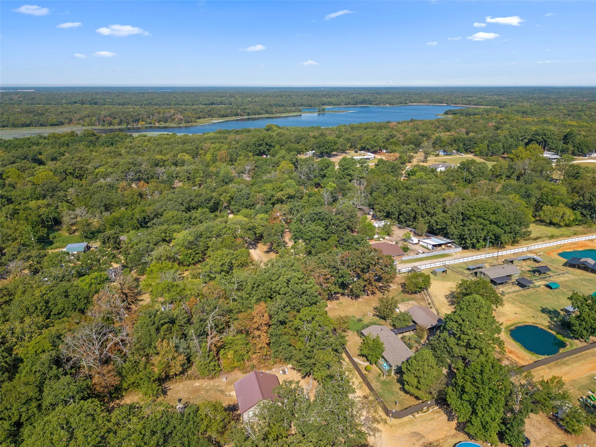 Single Family Residence For Sale in Fannin County , 211 David Crockett Trail, Honey Grove, Texas 75446, 2 Bedroom, 1 Bathroom, Garage spaces, 869 Sqft, built in 2022, mls#21366323, Real Estate Agent in Honey Grove, Homes For Sale in Fannin county, Homes For Sale in Honey Grove, Realtor in Honey Grove Texas, Real Estate Brokerage Independent Realty Texas, Luminita Cordes Realtor