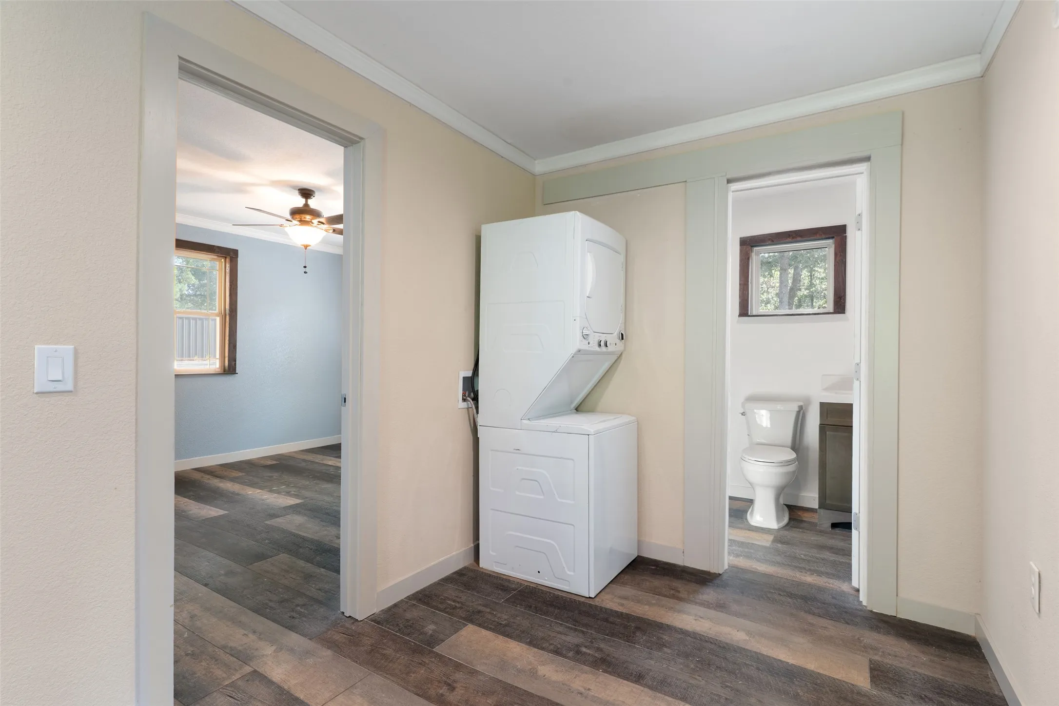 Single Family Residence For Sale in Fannin County , 211 David Crockett Trail, Honey Grove, Texas 75446, 2 Bedroom, 1 Bathroom, Garage spaces, 869 Sqft, built in 2022, mls#21366323, Real Estate Agent in Honey Grove, Homes For Sale in Fannin county, Homes For Sale in Honey Grove, Realtor in Honey Grove Texas, Real Estate Brokerage Independent Realty Texas, Luminita Cordes Realtor