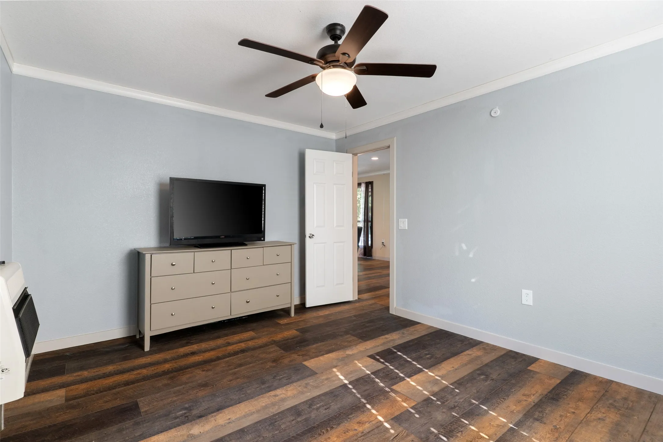 Single Family Residence For Sale in Fannin County , 211 David Crockett Trail, Honey Grove, Texas 75446, 2 Bedroom, 1 Bathroom, Garage spaces, 869 Sqft, built in 2022, mls#21366323, Real Estate Agent in Honey Grove, Homes For Sale in Fannin county, Homes For Sale in Honey Grove, Realtor in Honey Grove Texas, Real Estate Brokerage Independent Realty Texas, Luminita Cordes Realtor