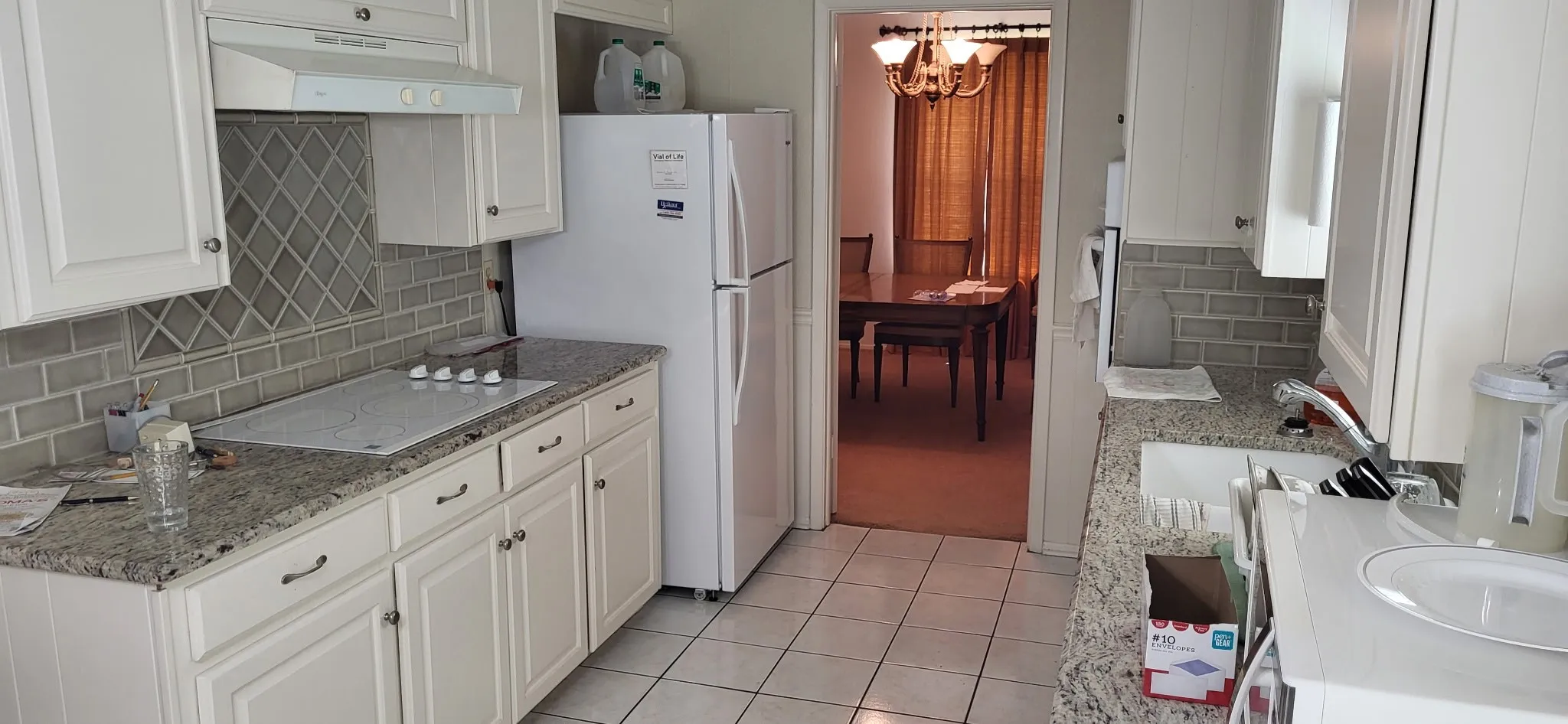 Single Family Residence For Sale in Hopkins County , 1321 Lakeview Drive, Sulphur Springs, Texas 75482, 3 Bedroom, 3 Bathroom, 2 Garage spaces, 1,960 Sqft, built in 1960, mls#21376631, Real Estate Agent in Sulphur Springs, Homes For Sale in Hopkins county, Homes For Sale in Sulphur Springs, Realtor in Sulphur Springs Texas, Real Estate Brokerage Independent Realty Texas, Luminita Cordes Realtor