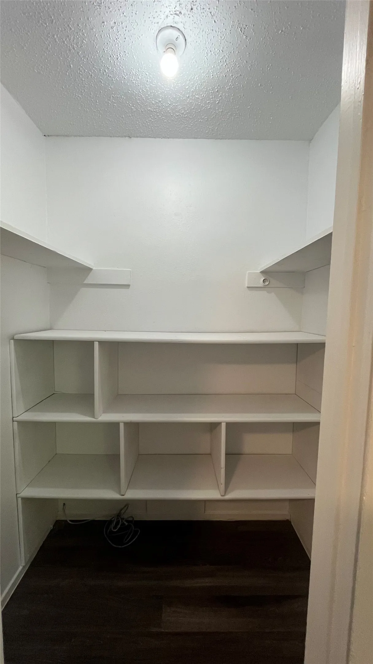 Duplex For Rent in Travis County , 9515 Aberdeen Way A, Austin, Texas 78753, 3 Bedroom, 2 Bathroom, Garage spaces, 946 Sqft, built in 1979, mls#21376988, Real Estate Agent in Austin, Homes For Rent in Travis county, Homes For Rent in Austin, Realtor in Austin Texas, Real Estate Brokerage Independent Realty Texas, Luminita Cordes Realtor