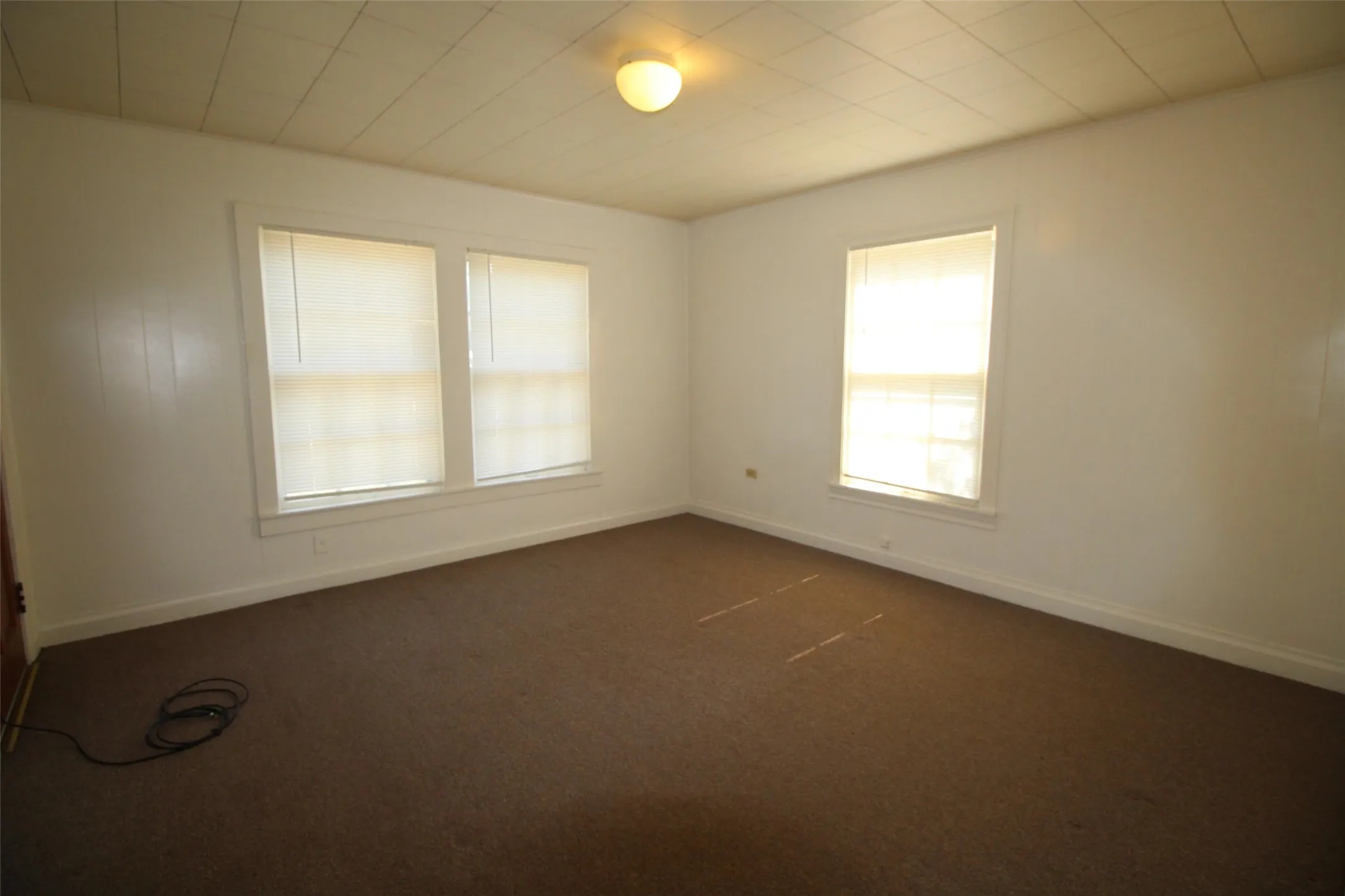 Single Family Residence For Rent in Van Zandt County , 323 N Houston Street, Grand Saline, Texas 75140, 2 Bedroom, 1 Bathroom, Garage spaces, 1,032 Sqft, built in 1957, mls#21376245, Real Estate Agent in Grand Saline, Homes For Rent in Van Zandt county, Homes For Rent in Grand Saline, Realtor in Grand Saline Texas, Real Estate Brokerage Independent Realty Texas, Luminita Cordes Realtor