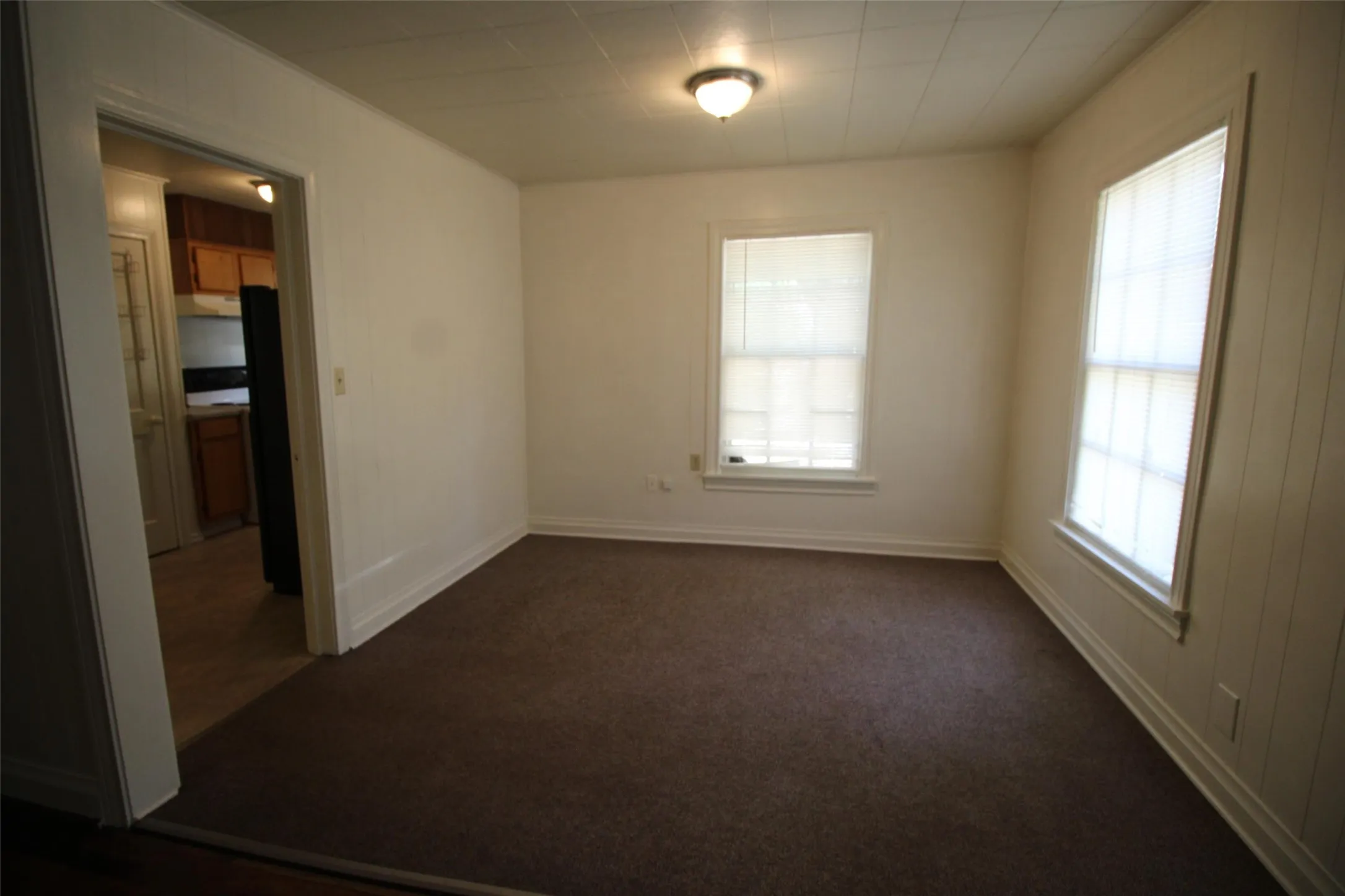 Single Family Residence For Rent in Van Zandt County , 323 N Houston Street, Grand Saline, Texas 75140, 2 Bedroom, 1 Bathroom, Garage spaces, 1,032 Sqft, built in 1957, mls#21376245, Real Estate Agent in Grand Saline, Homes For Rent in Van Zandt county, Homes For Rent in Grand Saline, Realtor in Grand Saline Texas, Real Estate Brokerage Independent Realty Texas, Luminita Cordes Realtor