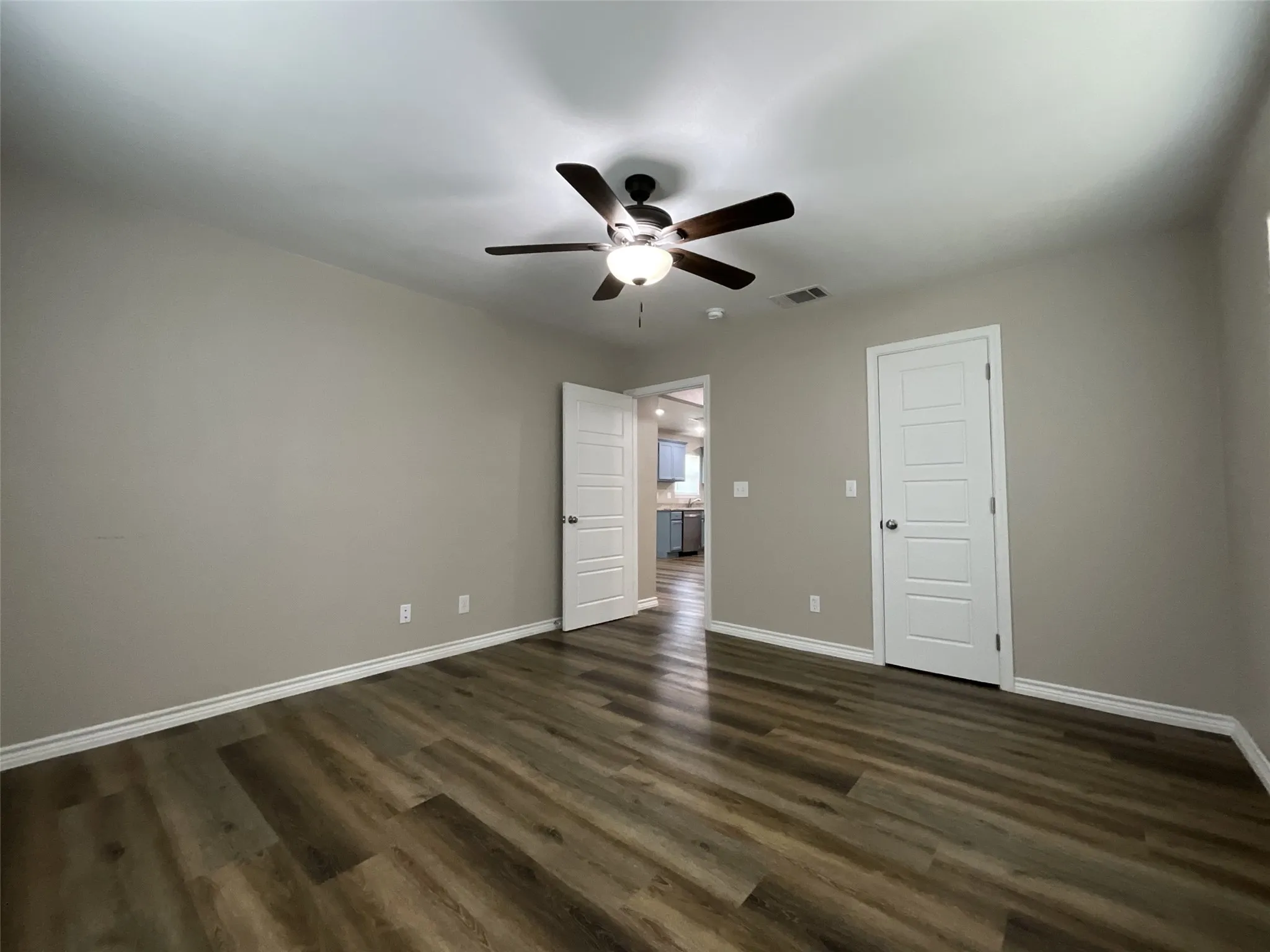 Single Family Residence For Rent in Henderson County , 608 N Cedar Street, Malakoff, Texas 75148, 2 Bedroom, 1 Bathroom, 1 Garage spaces, 1,064 Sqft, built in 1960, mls#21375891, Real Estate Agent in Malakoff, Homes For Rent in Henderson county, Homes For Rent in Malakoff, Realtor in Malakoff Texas, Real Estate Brokerage Independent Realty Texas, Luminita Cordes Realtor