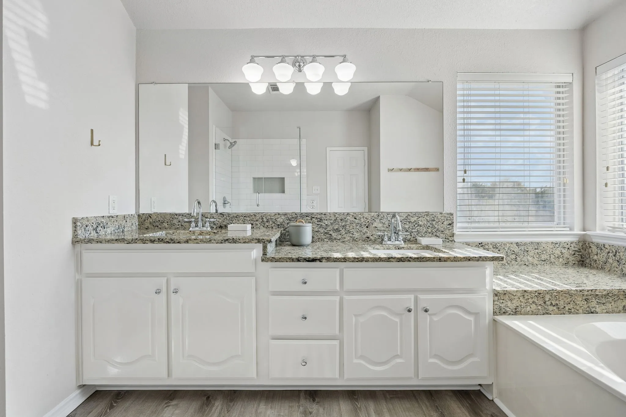 Single Family Residence For Sale in Collin County , 1532 Pine Bluff Drive, Allen, Texas 75002, 4 Bedroom, 3 Bathroom, 2 Garage spaces, 2,594 Sqft, built in 2002, mls#21377005, Real Estate Agent in Allen, Homes For Sale in Collin county, Homes For Sale in Allen, Realtor in Allen Texas, Real Estate Brokerage Independent Realty Texas, Luminita Cordes Realtor