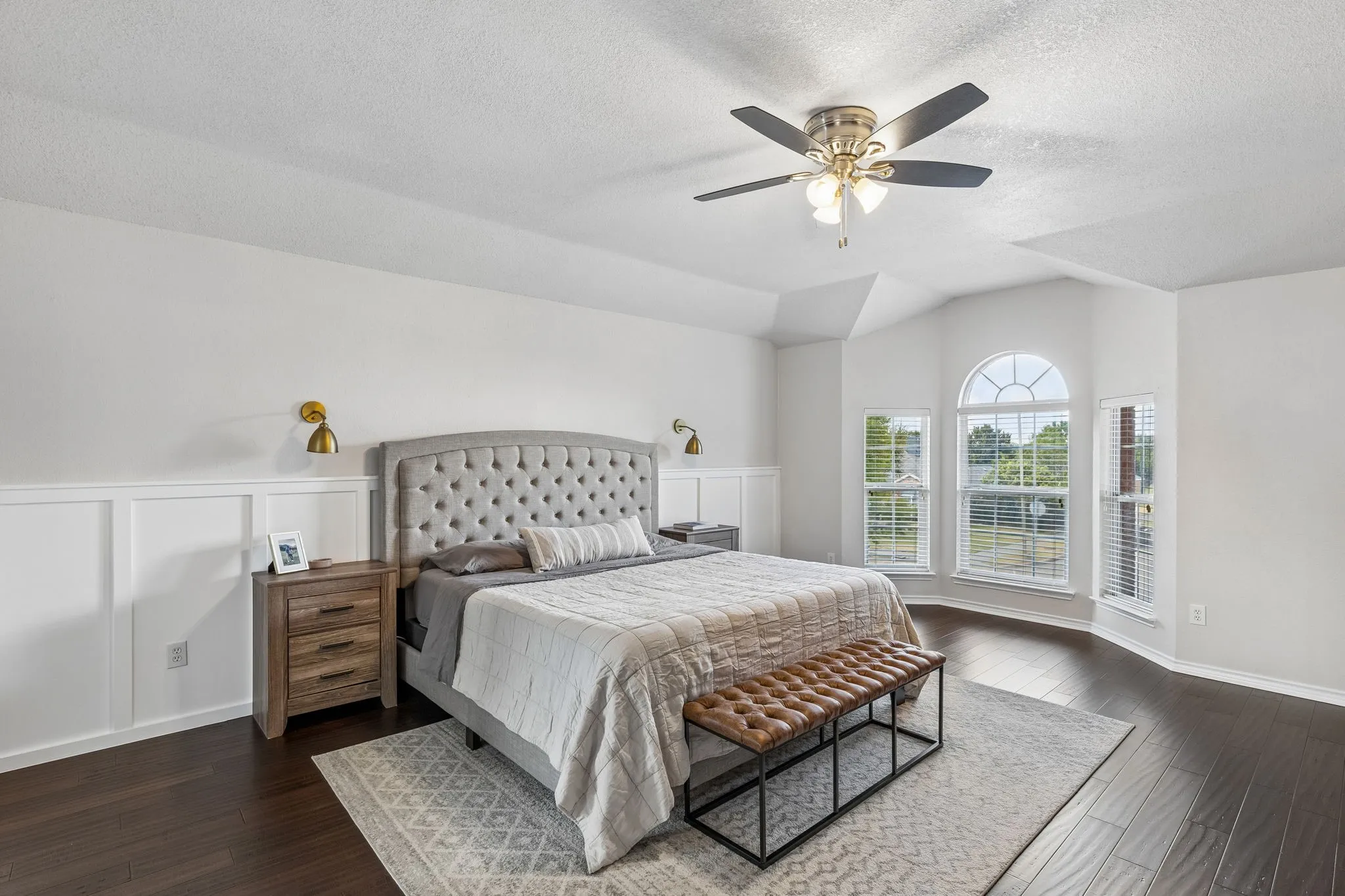 Single Family Residence For Sale in Collin County , 1532 Pine Bluff Drive, Allen, Texas 75002, 4 Bedroom, 3 Bathroom, 2 Garage spaces, 2,594 Sqft, built in 2002, mls#21377005, Real Estate Agent in Allen, Homes For Sale in Collin county, Homes For Sale in Allen, Realtor in Allen Texas, Real Estate Brokerage Independent Realty Texas, Luminita Cordes Realtor