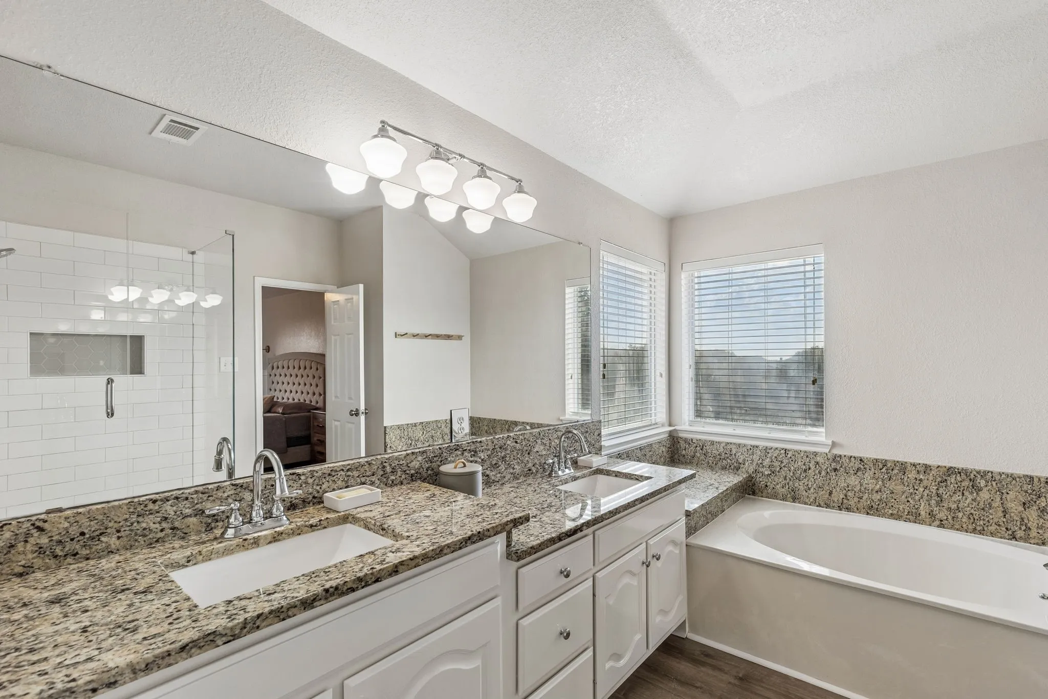 Single Family Residence For Sale in Collin County , 1532 Pine Bluff Drive, Allen, Texas 75002, 4 Bedroom, 3 Bathroom, 2 Garage spaces, 2,594 Sqft, built in 2002, mls#21377005, Real Estate Agent in Allen, Homes For Sale in Collin county, Homes For Sale in Allen, Realtor in Allen Texas, Real Estate Brokerage Independent Realty Texas, Luminita Cordes Realtor