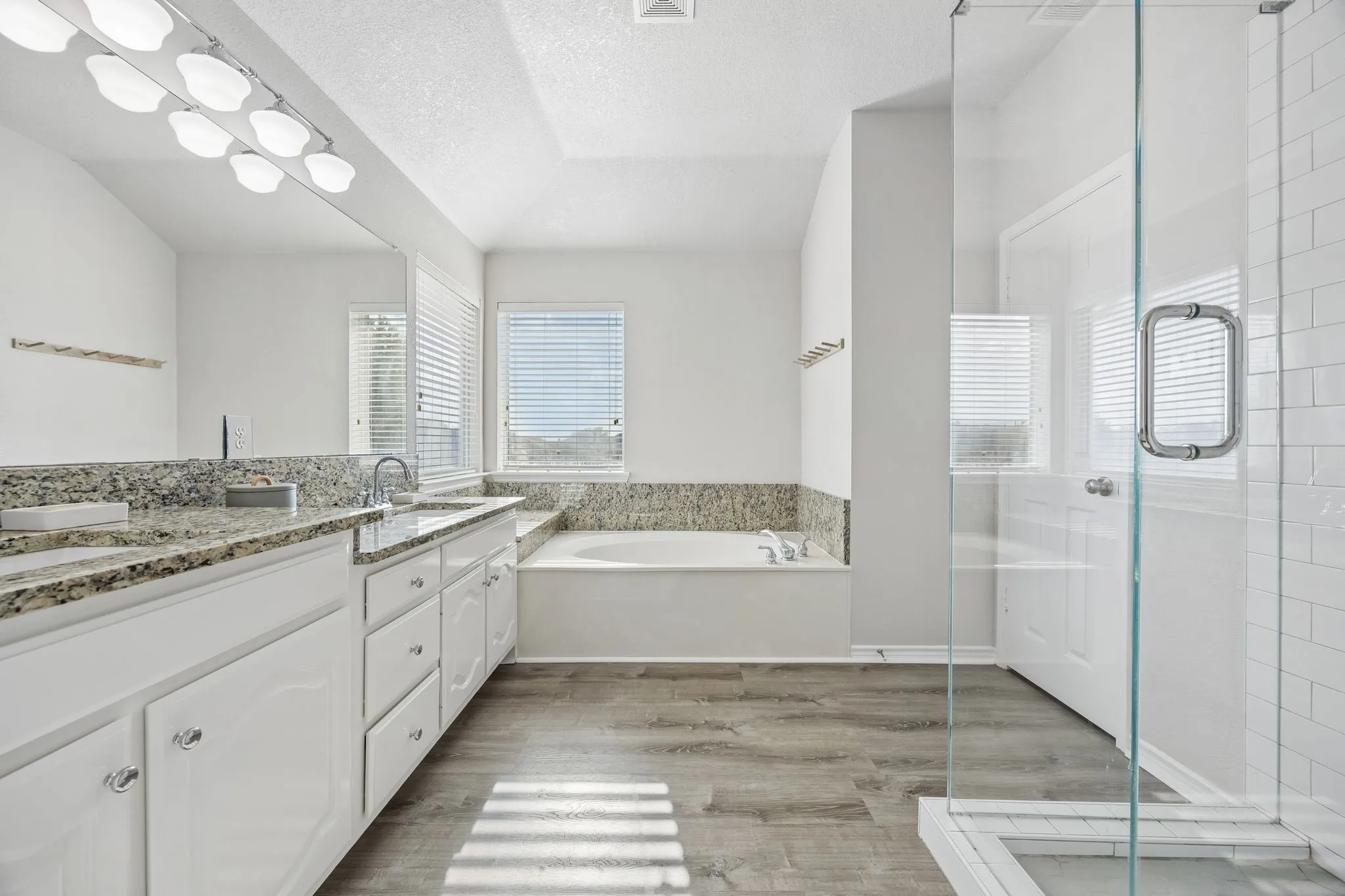 Single Family Residence For Sale in Collin County , 1532 Pine Bluff Drive, Allen, Texas 75002, 4 Bedroom, 3 Bathroom, 2 Garage spaces, 2,594 Sqft, built in 2002, mls#21377005, Real Estate Agent in Allen, Homes For Sale in Collin county, Homes For Sale in Allen, Realtor in Allen Texas, Real Estate Brokerage Independent Realty Texas, Luminita Cordes Realtor