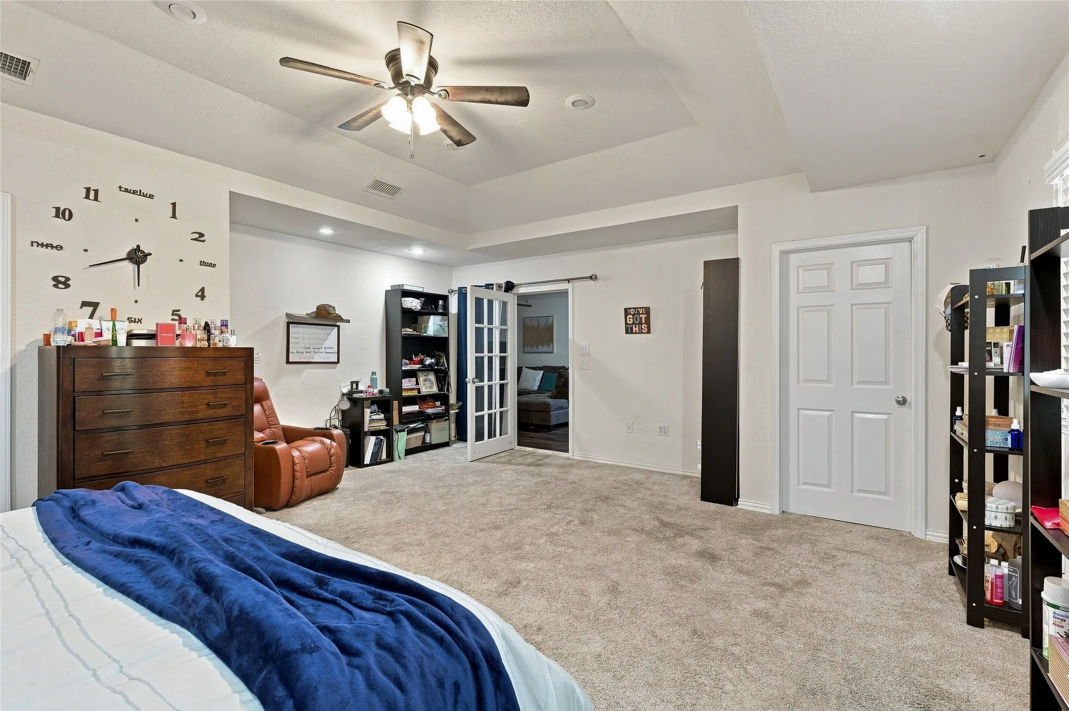 Single Family Residence For Sale in Grayson County , 1423 W Shields Drive, Sherman, Texas 75092, 5 Bedroom, 3 Bathroom, 2 Garage spaces, 2,185 Sqft, built in 1962, mls#21377015, Real Estate Agent in Sherman, Homes For Sale in Grayson county, Homes For Sale in Sherman, Realtor in Sherman Texas, Real Estate Brokerage Independent Realty Texas, Luminita Cordes Realtor
