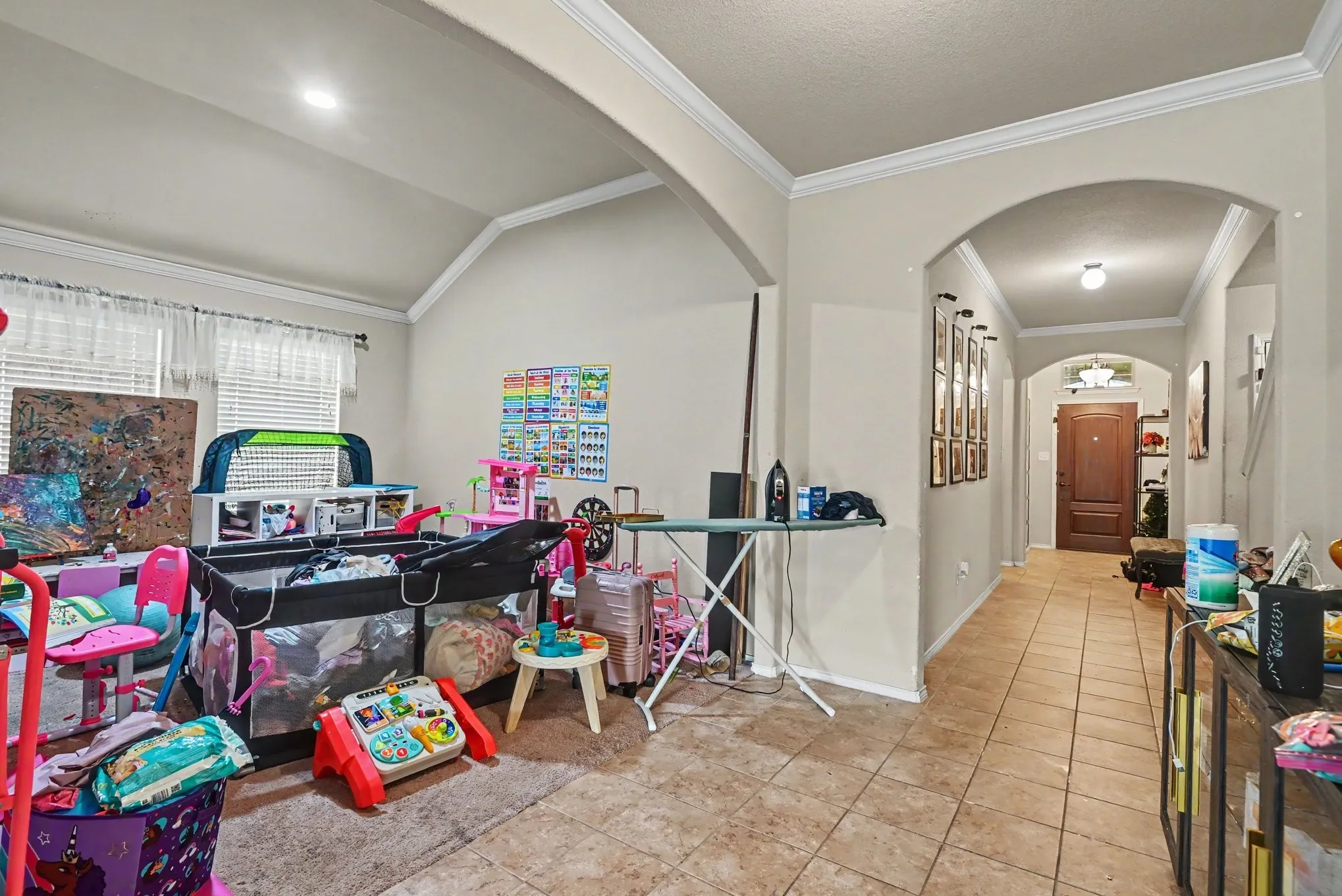 Single Family Residence For Sale in Tarrant County , 14308 Broomstick Road, Fort Worth, Texas 76052, 4 Bedroom, 3 Bathroom, 2 Garage spaces, 2,358 Sqft, built in 2013, mls#21375064, Real Estate Agent in Fort Worth, Homes For Sale in Tarrant county, Homes For Sale in Fort Worth, Realtor in Fort Worth Texas, Real Estate Brokerage Independent Realty Texas, Luminita Cordes Realtor
