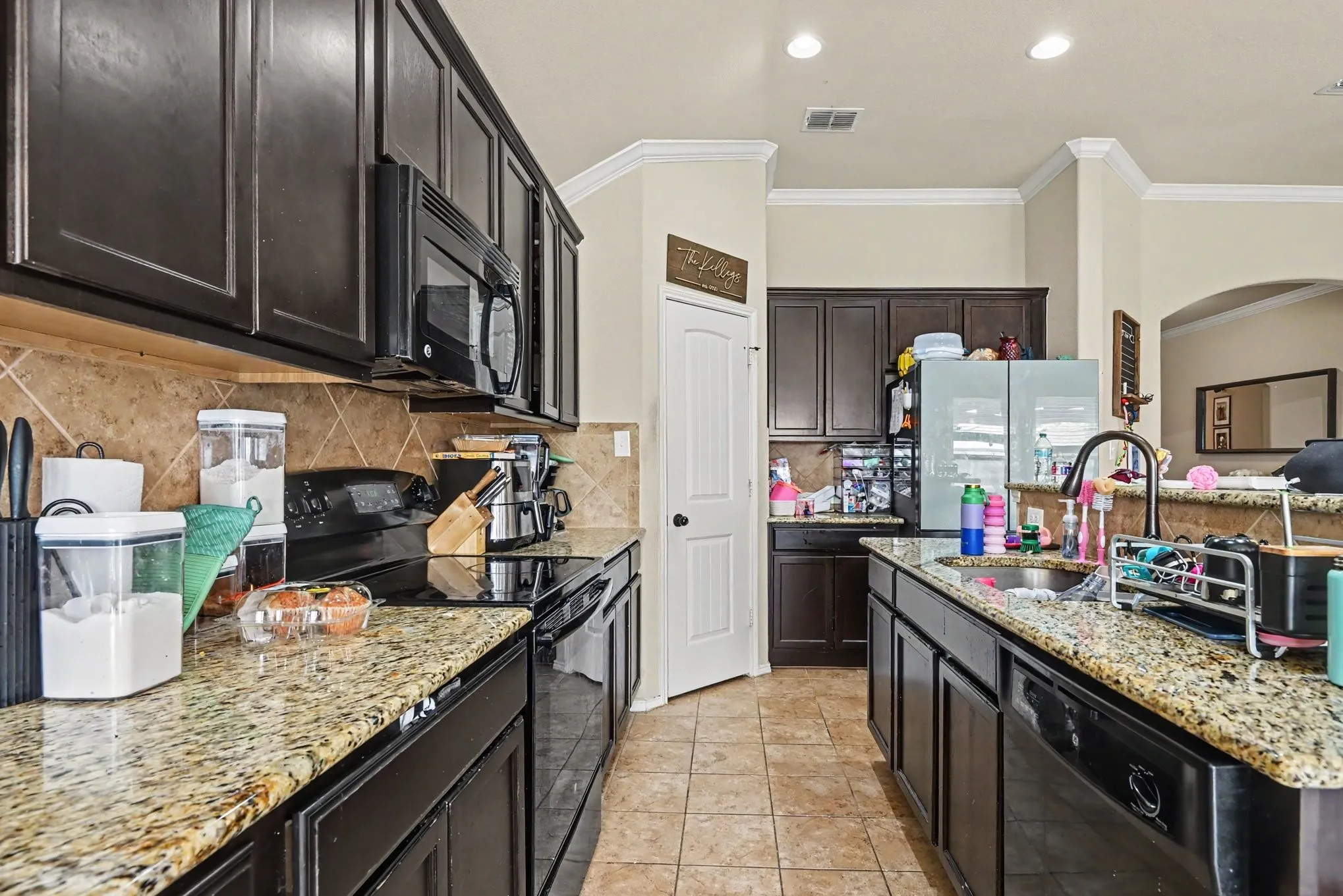 Single Family Residence For Sale in Tarrant County , 14308 Broomstick Road, Fort Worth, Texas 76052, 4 Bedroom, 3 Bathroom, 2 Garage spaces, 2,358 Sqft, built in 2013, mls#21375064, Real Estate Agent in Fort Worth, Homes For Sale in Tarrant county, Homes For Sale in Fort Worth, Realtor in Fort Worth Texas, Real Estate Brokerage Independent Realty Texas, Luminita Cordes Realtor
