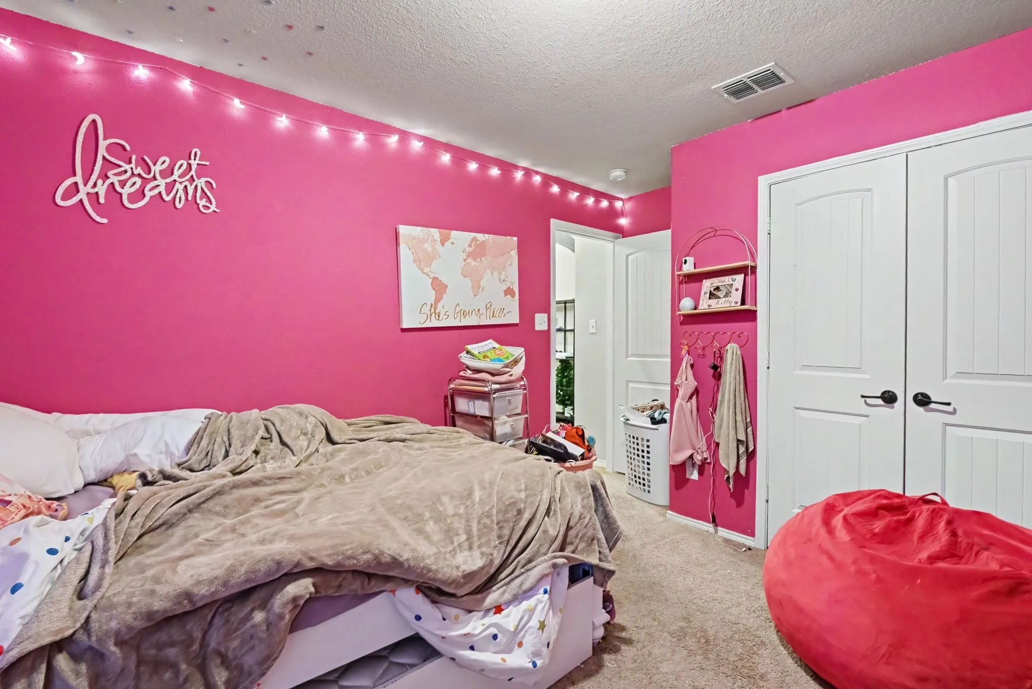 Single Family Residence For Sale in Tarrant County , 14308 Broomstick Road, Fort Worth, Texas 76052, 4 Bedroom, 3 Bathroom, 2 Garage spaces, 2,358 Sqft, built in 2013, mls#21375064, Real Estate Agent in Fort Worth, Homes For Sale in Tarrant county, Homes For Sale in Fort Worth, Realtor in Fort Worth Texas, Real Estate Brokerage Independent Realty Texas, Luminita Cordes Realtor