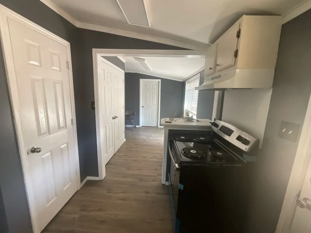 Single Family Residence For Rent in Van Zandt County , 109 S Front Street, Edgewood, Texas 75117, 2 Bedroom, 1 Bathroom, Garage spaces, 768 Sqft, built in 1953, mls#21375377, Real Estate Agent in Edgewood, Homes For Rent in Van Zandt county, Homes For Rent in Edgewood, Realtor in Edgewood Texas, Real Estate Brokerage Independent Realty Texas, Luminita Cordes Realtor