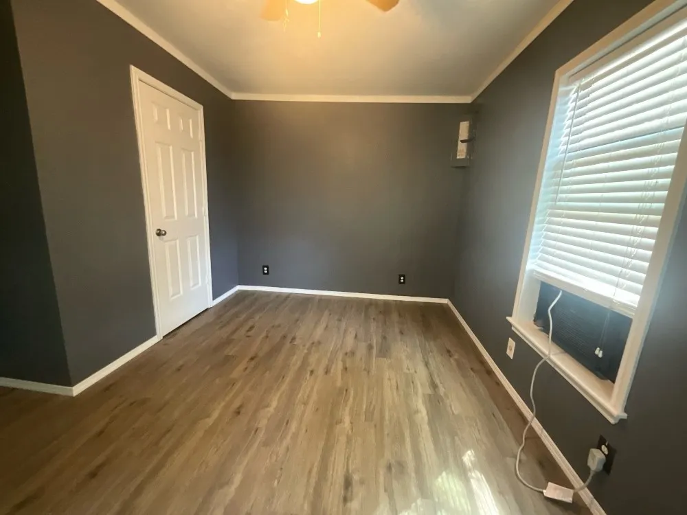 Single Family Residence For Rent in Van Zandt County , 109 S Front Street, Edgewood, Texas 75117, 2 Bedroom, 1 Bathroom, Garage spaces, 768 Sqft, built in 1953, mls#21375377, Real Estate Agent in Edgewood, Homes For Rent in Van Zandt county, Homes For Rent in Edgewood, Realtor in Edgewood Texas, Real Estate Brokerage Independent Realty Texas, Luminita Cordes Realtor
