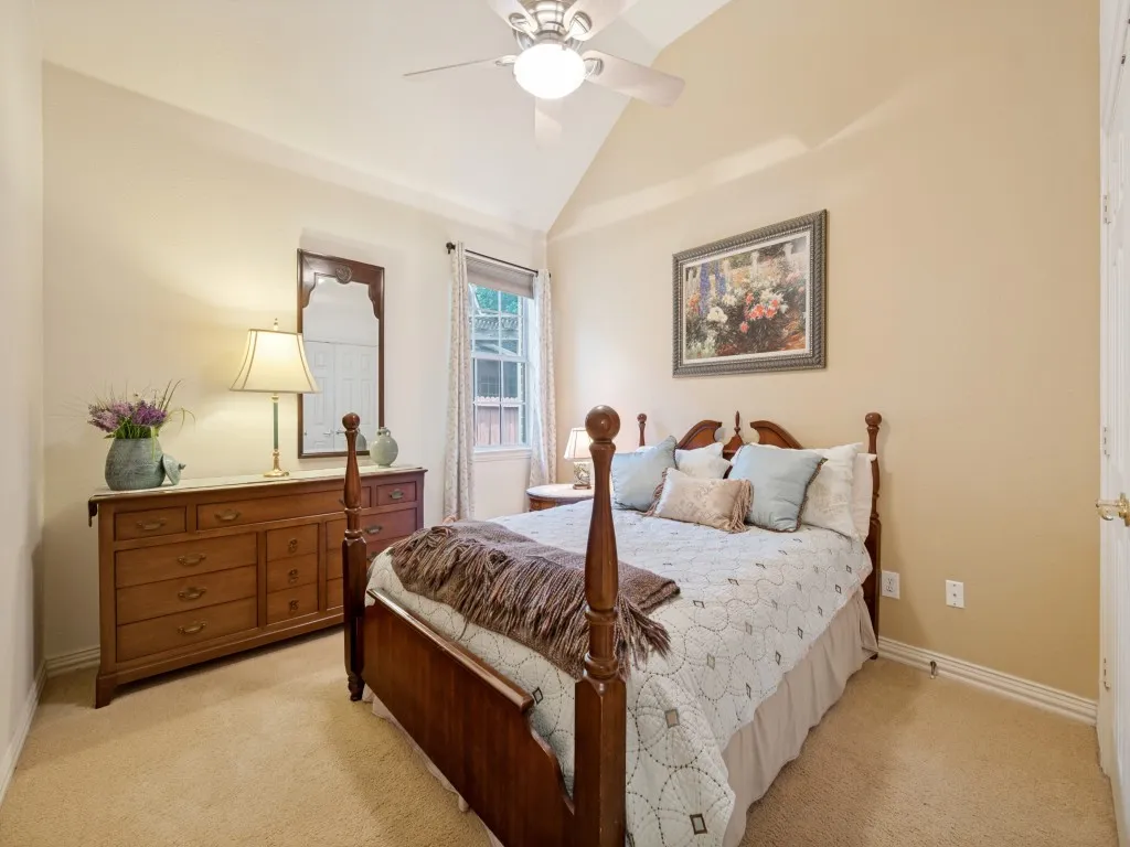 Single Family Residence For Sale in Denton County , 1869 Rio Blanco Drive, Frisco, Texas 75033, 3 Bedroom, 3 Bathroom, 2 Garage spaces, 2,606 Sqft, built in 2000, mls#21376979, Real Estate Agent in Frisco, Homes For Sale in Denton county, Homes For Sale in Frisco, Realtor in Frisco Texas, Real Estate Brokerage Independent Realty Texas, Luminita Cordes Realtor