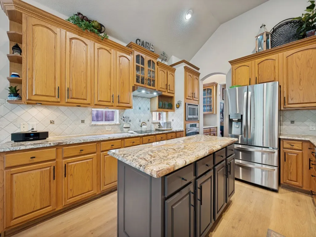 Single Family Residence For Sale in Denton County , 1869 Rio Blanco Drive, Frisco, Texas 75033, 3 Bedroom, 3 Bathroom, 2 Garage spaces, 2,606 Sqft, built in 2000, mls#21376979, Real Estate Agent in Frisco, Homes For Sale in Denton county, Homes For Sale in Frisco, Realtor in Frisco Texas, Real Estate Brokerage Independent Realty Texas, Luminita Cordes Realtor