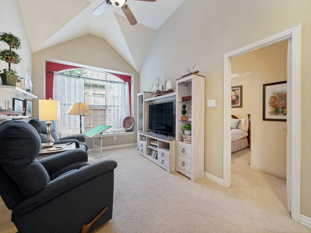 Single Family Residence For Sale in Denton County , 1869 Rio Blanco Drive, Frisco, Texas 75033, 3 Bedroom, 3 Bathroom, 2 Garage spaces, 2,606 Sqft, built in 2000, mls#21376979, Real Estate Agent in Frisco, Homes For Sale in Denton county, Homes For Sale in Frisco, Realtor in Frisco Texas, Real Estate Brokerage Independent Realty Texas, Luminita Cordes Realtor