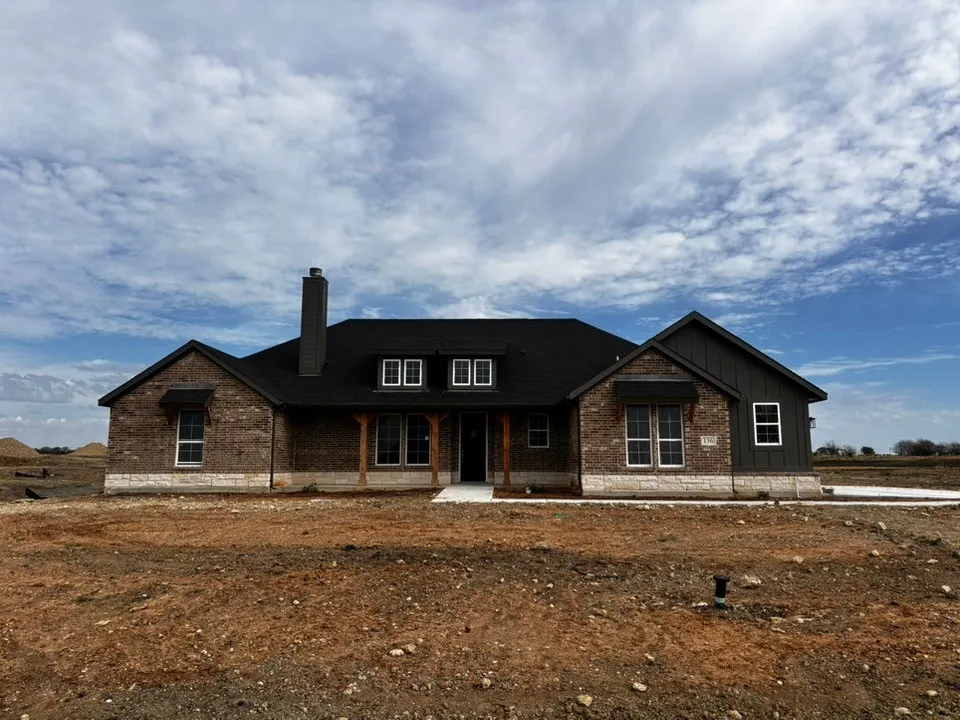 Single Family Residence For Sale in Wise County , 136 Pheasant Run Drive, New Fairview, Texas 76078, 4 Bedroom, 2 Bathroom, 3 Garage spaces, 2,107 Sqft, built in 2026, mls#21377038, Real Estate Agent in New Fairview, Homes For Sale in Wise county, Homes For Sale in New Fairview, Realtor in New Fairview Texas, Real Estate Brokerage Independent Realty Texas, Luminita Cordes Realtor
