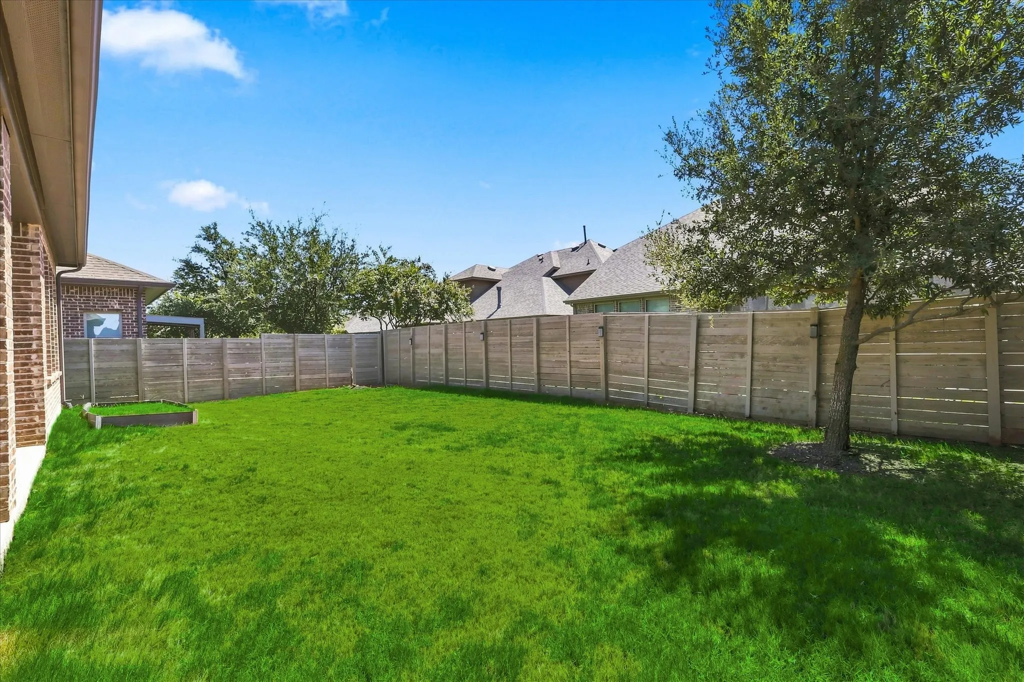 Single Family Residence For Sale in Denton County , 1209 9th Street, Argyle, Texas 76226, 3 Bedroom, 2 Bathroom, 2 Garage spaces, 2,093 Sqft, built in 2017, mls#21377039, Real Estate Agent in Argyle, Homes For Sale in Denton county, Homes For Sale in Argyle, Realtor in Argyle Texas, Real Estate Brokerage Independent Realty Texas, Luminita Cordes Realtor