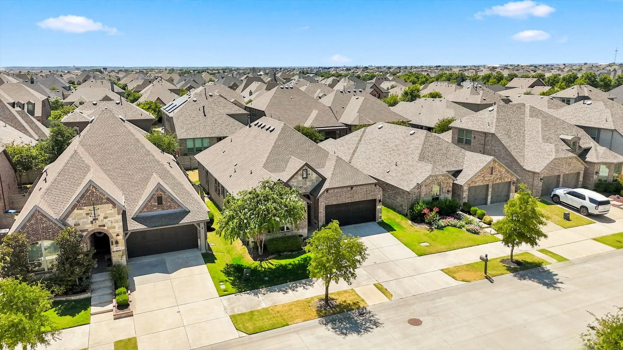 Single Family Residence For Sale in Denton County , 1209 9th Street, Argyle, Texas 76226, 3 Bedroom, 2 Bathroom, 2 Garage spaces, 2,093 Sqft, built in 2017, mls#21377039, Real Estate Agent in Argyle, Homes For Sale in Denton county, Homes For Sale in Argyle, Realtor in Argyle Texas, Real Estate Brokerage Independent Realty Texas, Luminita Cordes Realtor