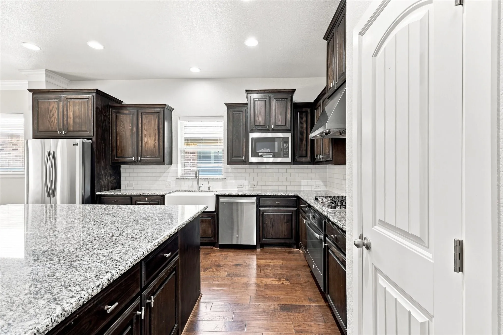 Single Family Residence For Sale in Denton County , 1209 9th Street, Argyle, Texas 76226, 3 Bedroom, 2 Bathroom, 2 Garage spaces, 2,093 Sqft, built in 2017, mls#21377039, Real Estate Agent in Argyle, Homes For Sale in Denton county, Homes For Sale in Argyle, Realtor in Argyle Texas, Real Estate Brokerage Independent Realty Texas, Luminita Cordes Realtor