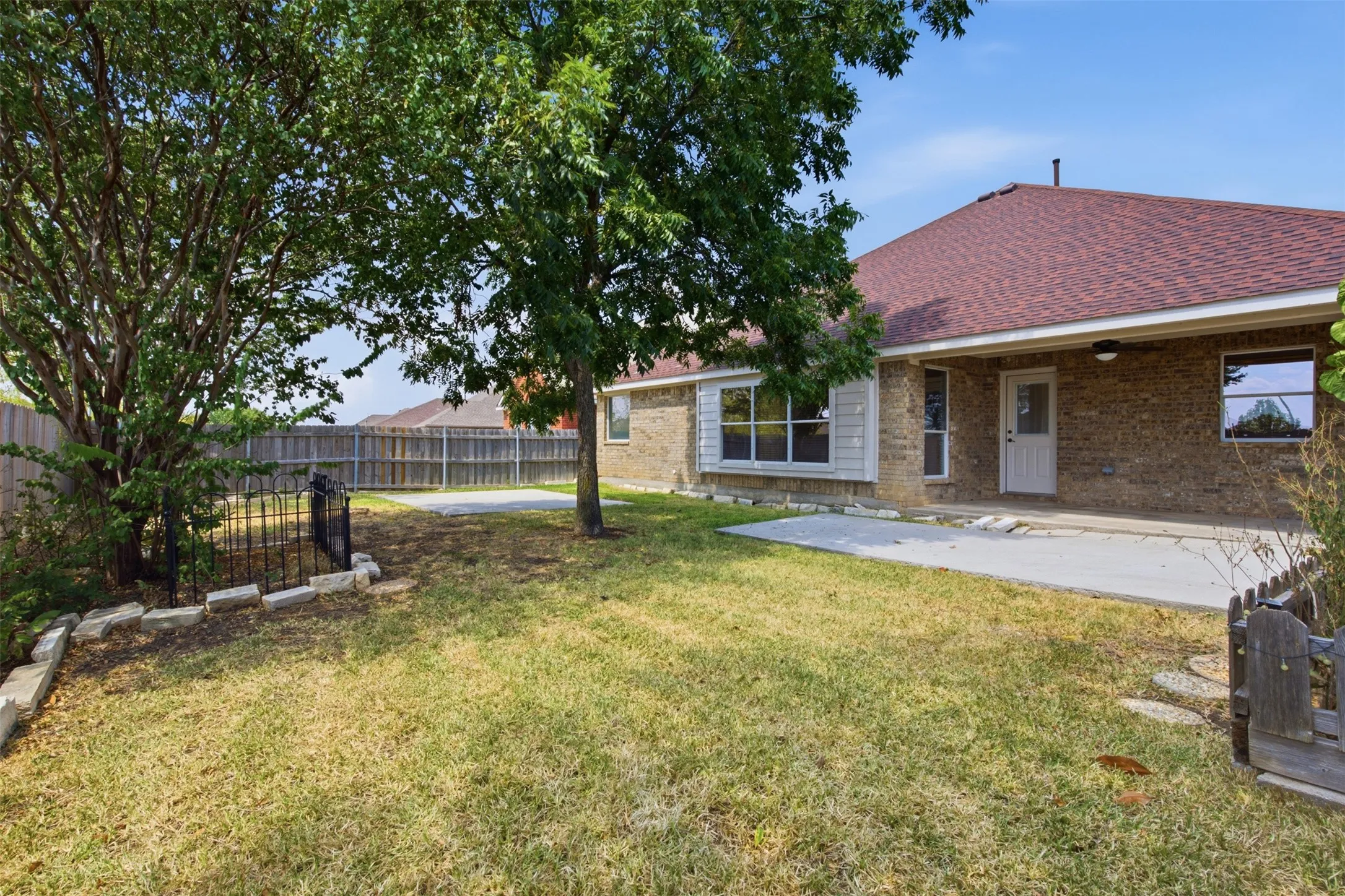 Large covered patio at 10232 Ash Creek Lane listed by Seth Fowler of Williams Trew Real Estate
