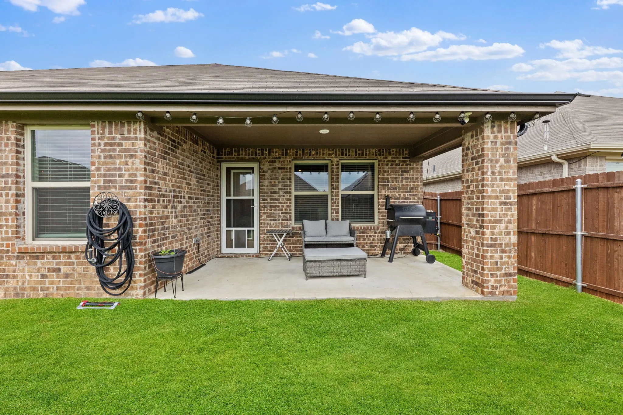 Single Family Residence For Sale in Ellis County , 1111 Baldwin Lane, Ennis, Texas 75119, 3 Bedroom, 2 Bathroom, 2 Garage spaces, 1,522 Sqft, built in 2024, mls#21377036, Real Estate Agent in Ennis, Homes For Sale in Ellis county, Homes For Sale in Ennis, Realtor in Ennis Texas, Real Estate Brokerage Independent Realty Texas, Luminita Cordes Realtor