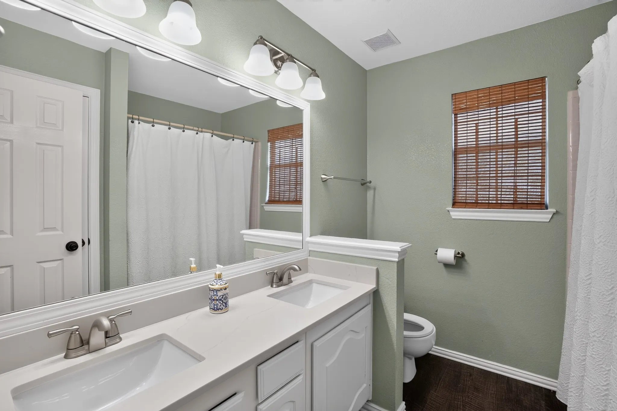 Full bathroom upstairs