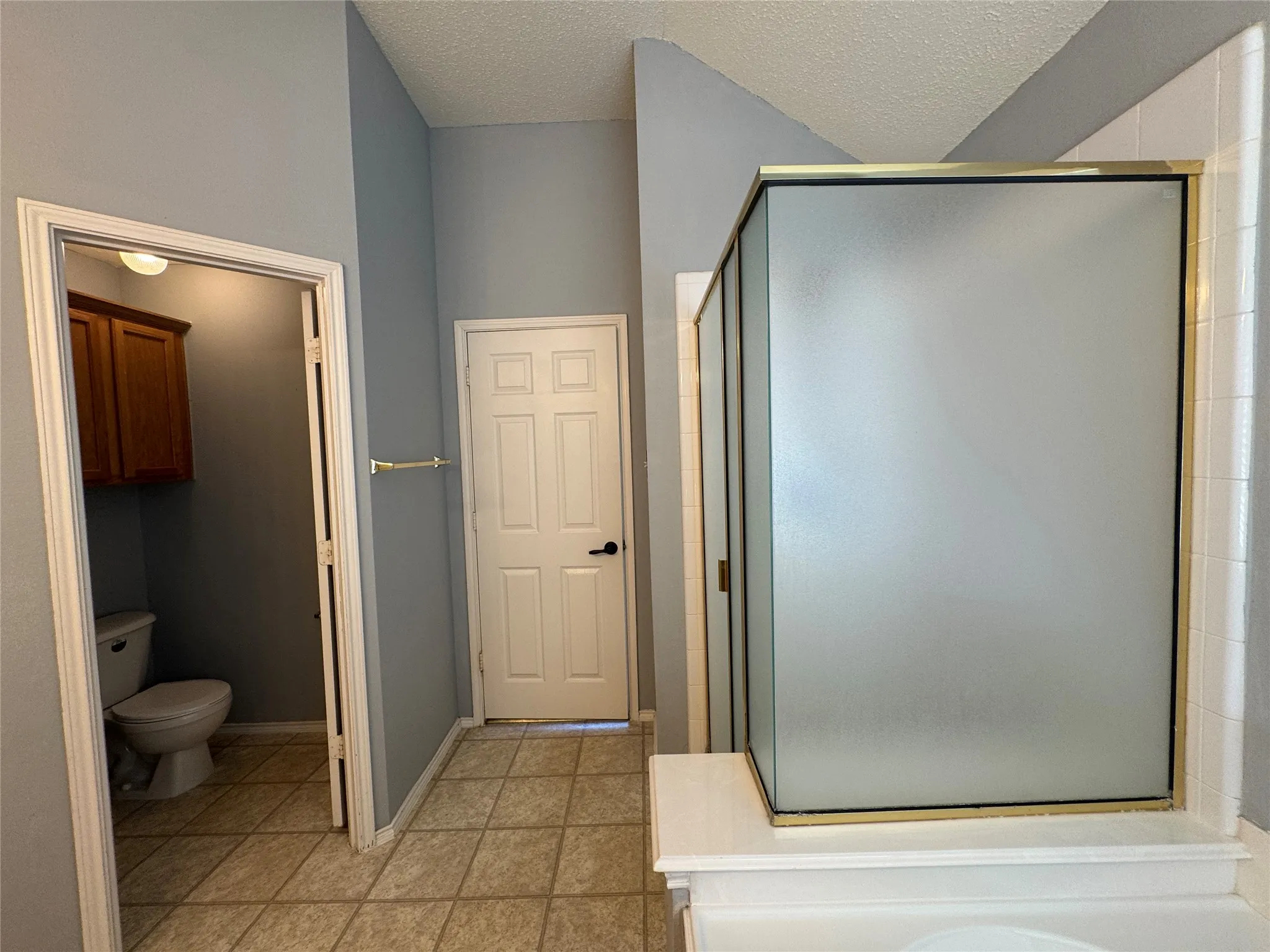 Single Family Residence For Rent in Collin County , 442 Trinity Drive, Allen, Texas 75002, 4 Bedroom, 3 Bathroom, 2 Garage spaces, 2,557 Sqft, built in 2001, mls#21377049, Real Estate Agent in Allen, Homes For Rent in Collin county, Homes For Rent in Allen, Realtor in Allen Texas, Real Estate Brokerage Independent Realty Texas, Luminita Cordes Realtor