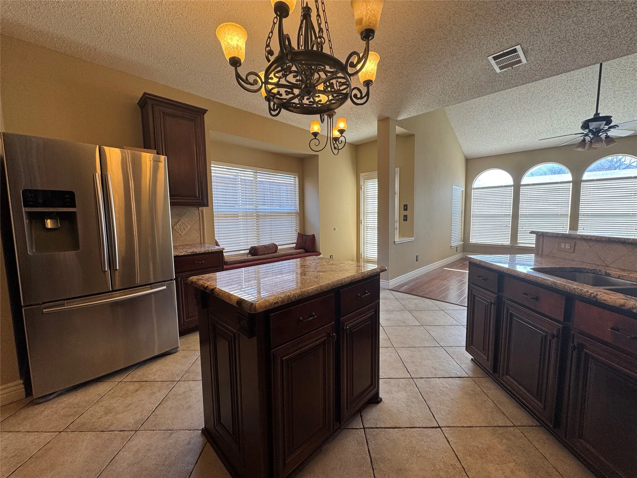 Single Family Residence For Rent in Collin County , 442 Trinity Drive, Allen, Texas 75002, 4 Bedroom, 3 Bathroom, 2 Garage spaces, 2,557 Sqft, built in 2001, mls#21377049, Real Estate Agent in Allen, Homes For Rent in Collin county, Homes For Rent in Allen, Realtor in Allen Texas, Real Estate Brokerage Independent Realty Texas, Luminita Cordes Realtor