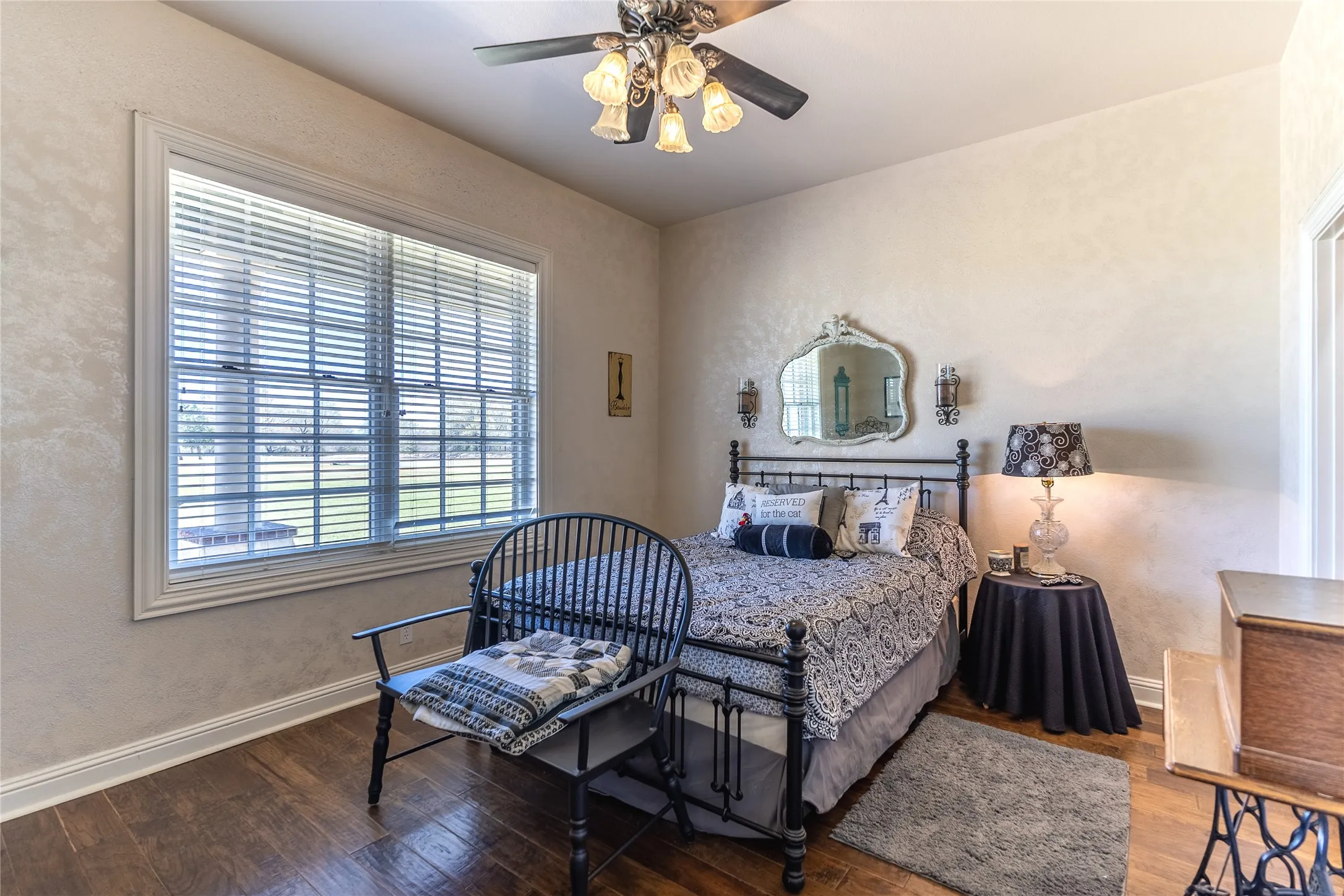 Farm For Sale in Hopkins County , 6220 INTERSTATE HIGHWAY 30 E, Sulphur Springs, Texas 75482, 4 Bedroom, 6 Bathroom, 7 Garage spaces, 6,548 Sqft, built in 2005, mls#21376762, Real Estate Agent in Sulphur Springs, Homes For Sale in Hopkins county, Homes For Sale in Sulphur Springs, Realtor in Sulphur Springs Texas, Real Estate Brokerage Independent Realty Texas, Luminita Cordes Realtor
