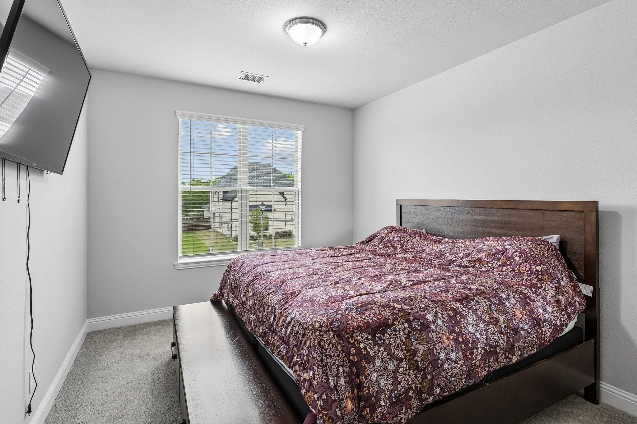 Single Family Residence For Rent in Rockwall County , 629 Singing Water Drive, Rockwall, Texas 75087, 5 Bedroom, 5 Bathroom, 3 Garage spaces, 4,455 Sqft, built in 2022, mls#21377056, Real Estate Agent in Rockwall, Homes For Rent in Rockwall county, Homes For Rent in Rockwall, Realtor in Rockwall Texas, Real Estate Brokerage Independent Realty Texas, Luminita Cordes Realtor