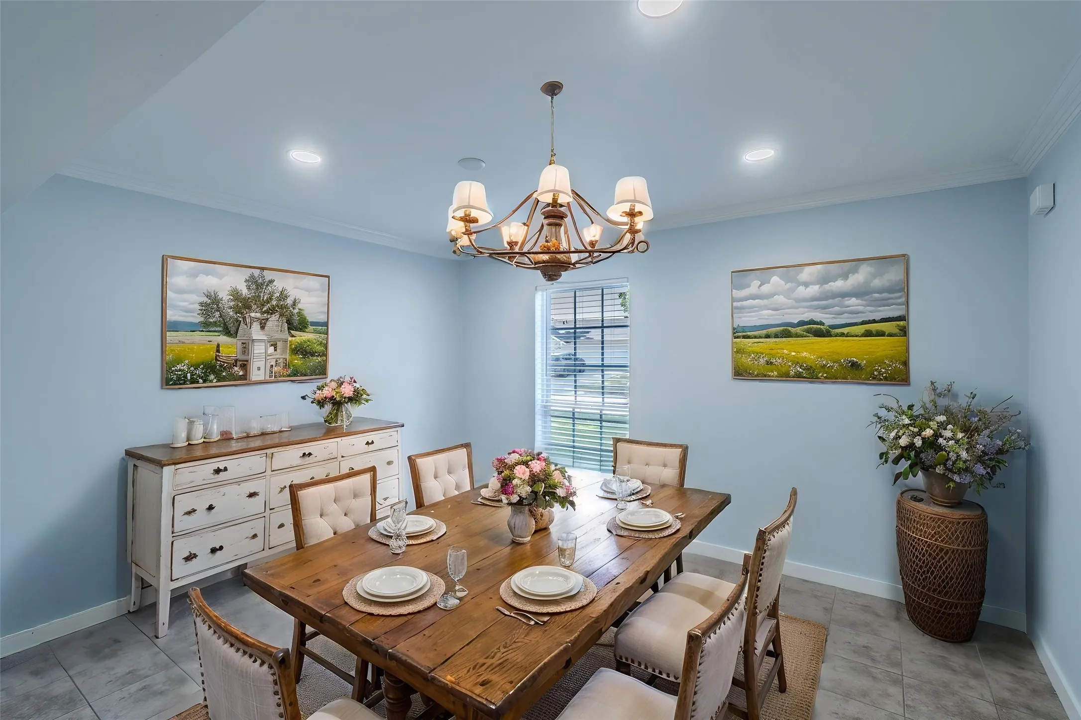 Virtually Staged-Dining Room