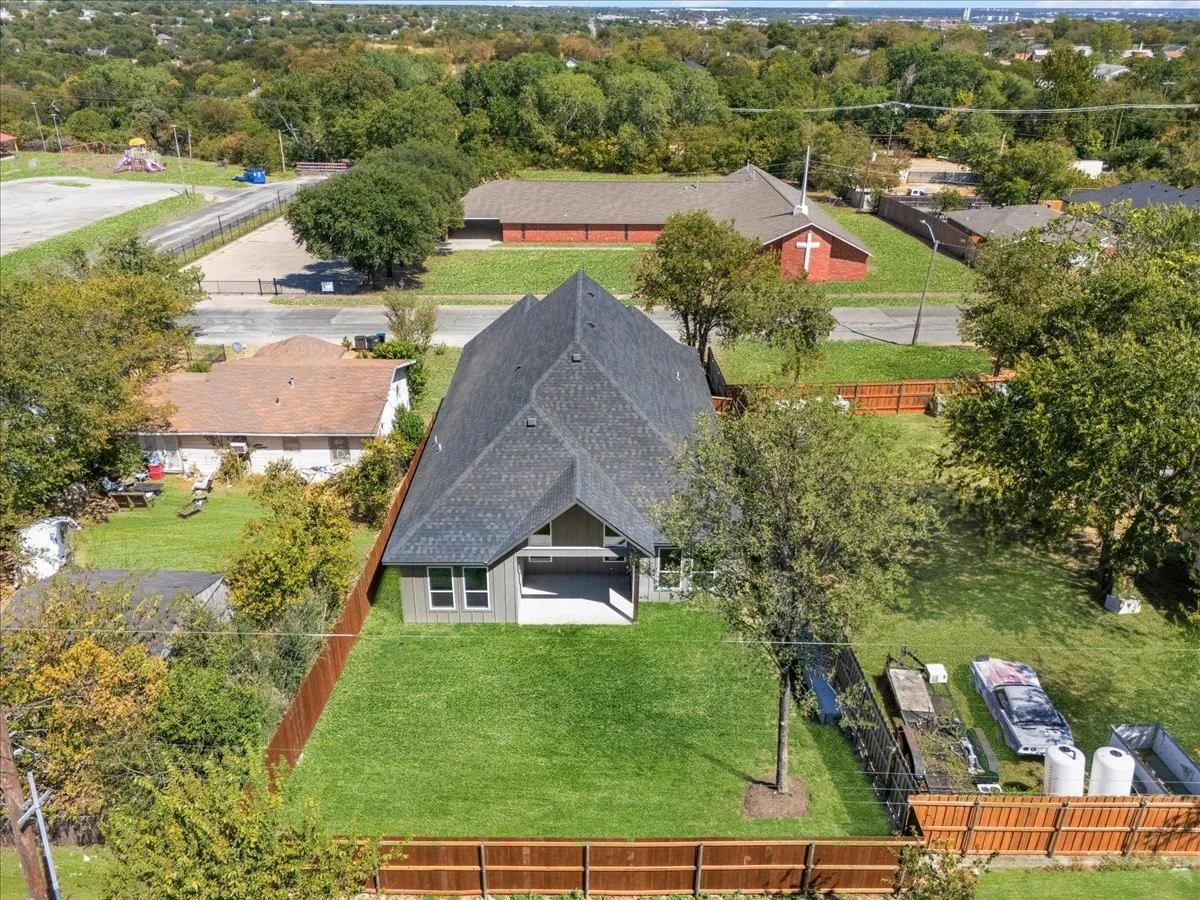 Single Family Residence For Sale in Tarrant County , 2915 Roosevelt Avenue, Fort Worth, Texas 76106, 4 Bedroom, 2 Bathroom, 2 Garage spaces, 1,957 Sqft, built in 2026, mls#21377046, Real Estate Agent in Fort Worth, Homes For Sale in Tarrant county, Homes For Sale in Fort Worth, Realtor in Fort Worth Texas, Real Estate Brokerage Independent Realty Texas, Luminita Cordes Realtor