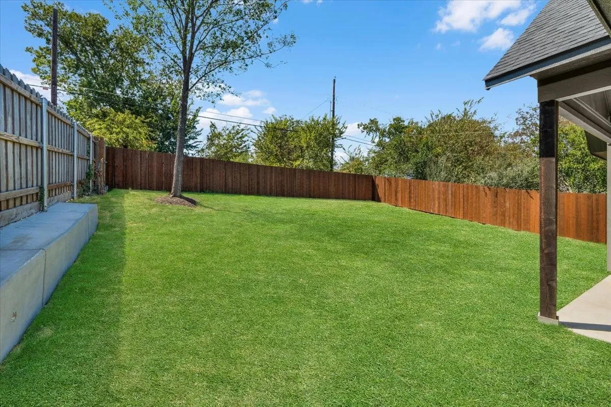 Single Family Residence For Sale in Tarrant County , 2915 Roosevelt Avenue, Fort Worth, Texas 76106, 4 Bedroom, 2 Bathroom, 2 Garage spaces, 1,957 Sqft, built in 2026, mls#21377046, Real Estate Agent in Fort Worth, Homes For Sale in Tarrant county, Homes For Sale in Fort Worth, Realtor in Fort Worth Texas, Real Estate Brokerage Independent Realty Texas, Luminita Cordes Realtor