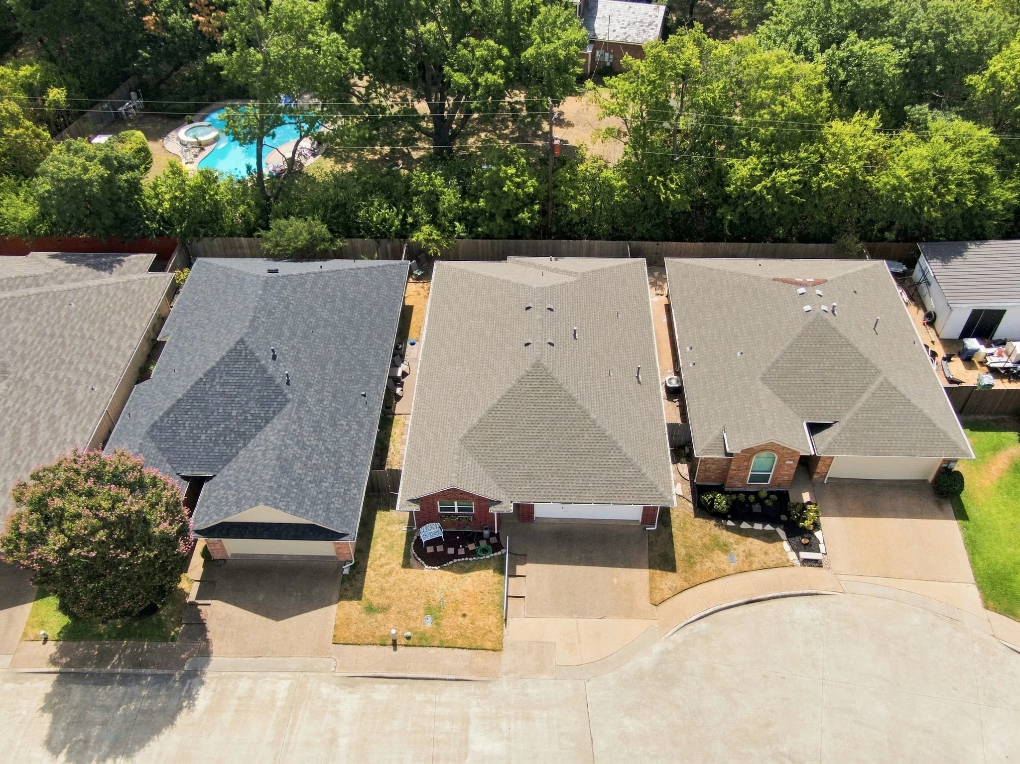 This zero-lot line garden home offers all the needed comforts with peace of mind