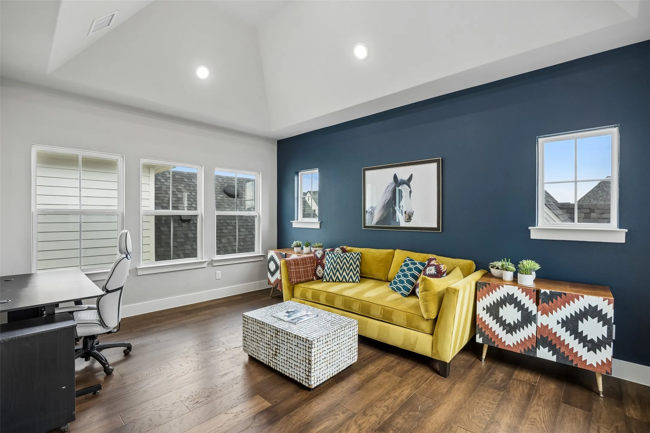 Single Family Residence For Sale in Collin County , 1844 Ellington Drive, Celina, Texas 75009, 4 Bedroom, 5 Bathroom, 3 Garage spaces, 3,885 Sqft, built in 2023, mls#21375926, Real Estate Agent in Celina, Homes For Sale in Collin county, Homes For Sale in Celina, Realtor in Celina Texas, Real Estate Brokerage Independent Realty Texas, Luminita Cordes Realtor