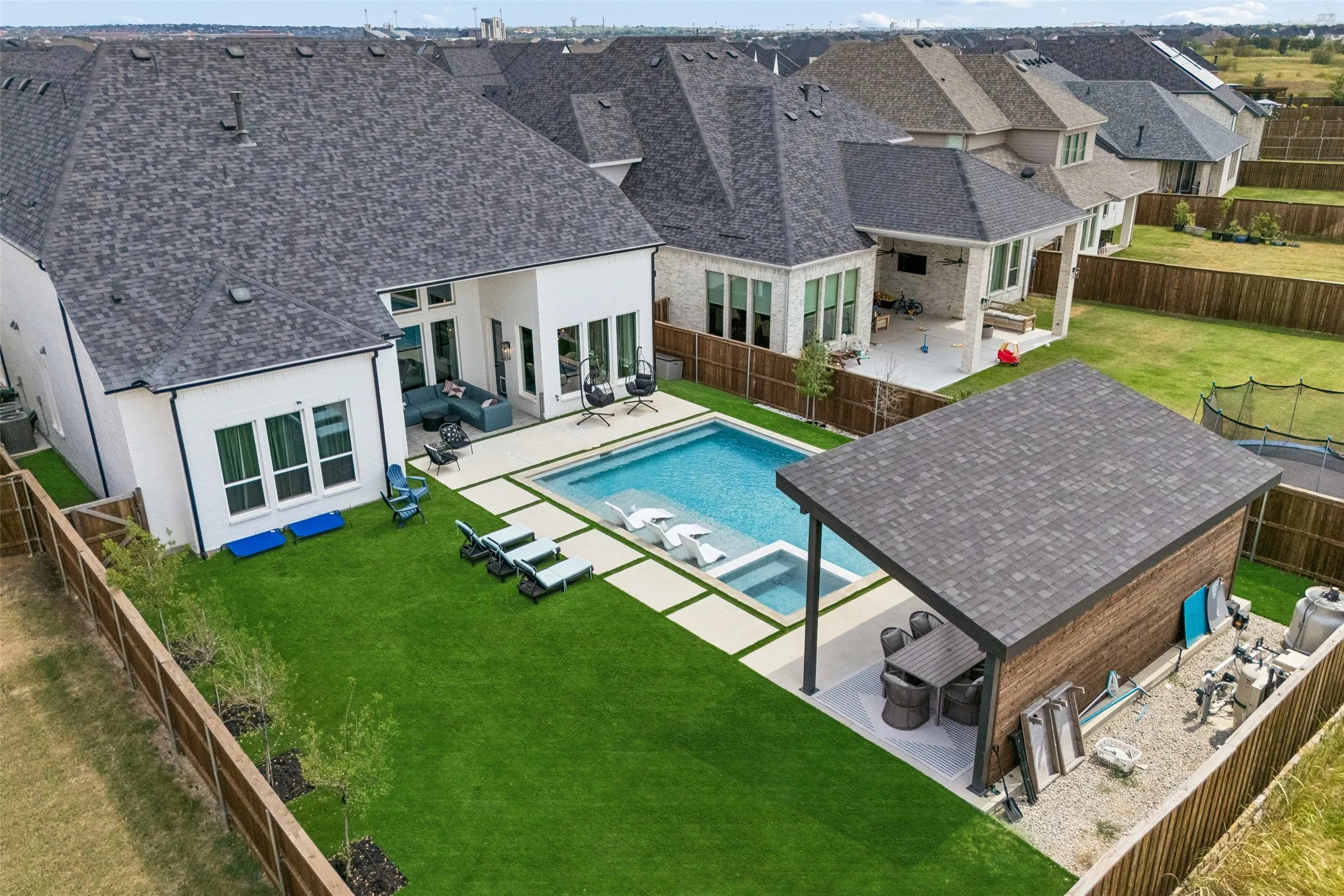 Single Family Residence For Sale in Collin County , 1844 Ellington Drive, Celina, Texas 75009, 4 Bedroom, 5 Bathroom, 3 Garage spaces, 3,885 Sqft, built in 2023, mls#21375926, Real Estate Agent in Celina, Homes For Sale in Collin county, Homes For Sale in Celina, Realtor in Celina Texas, Real Estate Brokerage Independent Realty Texas, Luminita Cordes Realtor