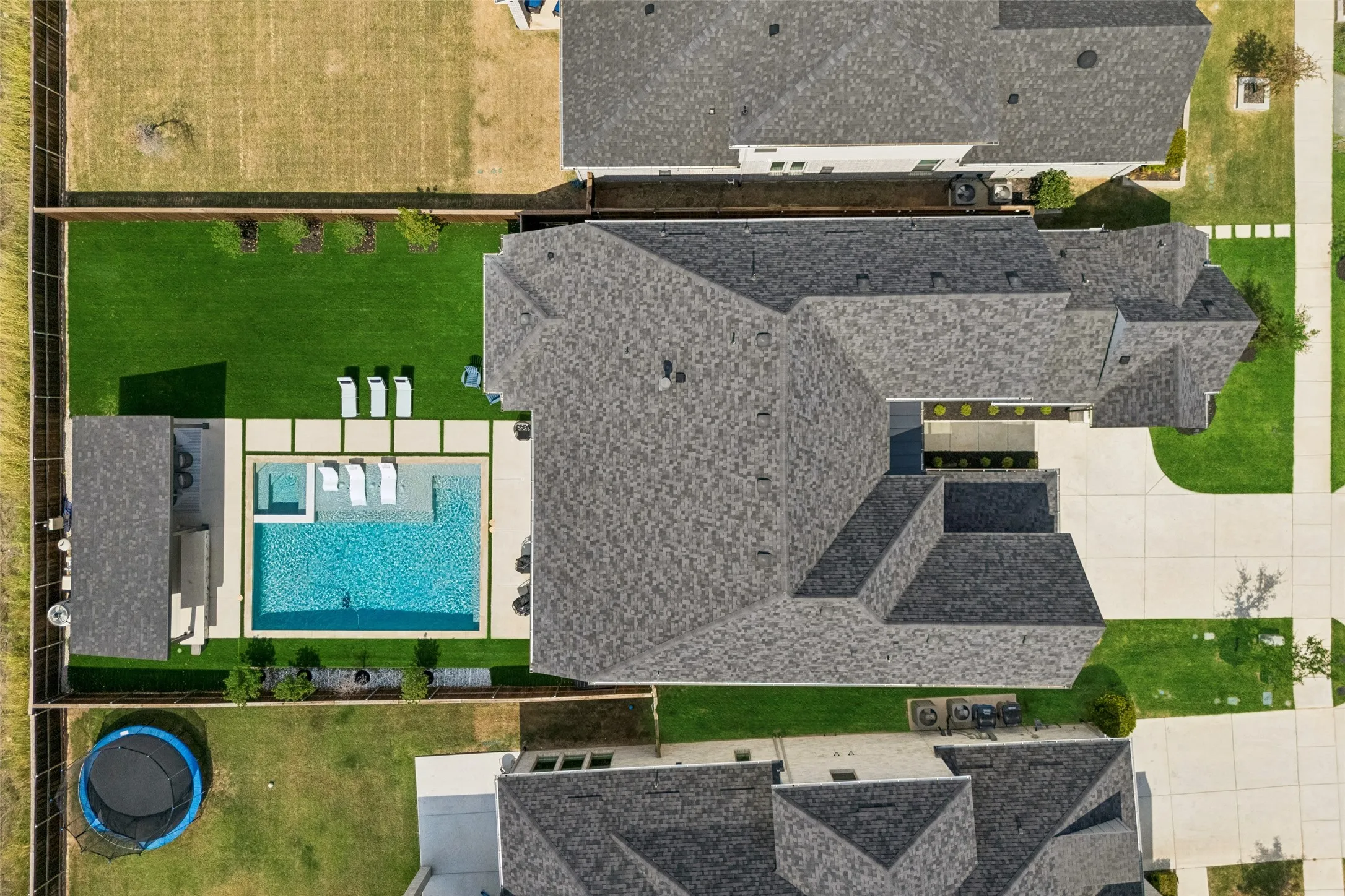 Single Family Residence For Sale in Collin County , 1844 Ellington Drive, Celina, Texas 75009, 4 Bedroom, 5 Bathroom, 3 Garage spaces, 3,885 Sqft, built in 2023, mls#21375926, Real Estate Agent in Celina, Homes For Sale in Collin county, Homes For Sale in Celina, Realtor in Celina Texas, Real Estate Brokerage Independent Realty Texas, Luminita Cordes Realtor