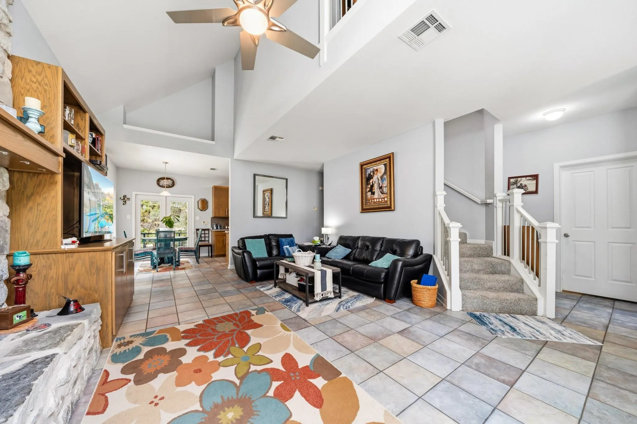 Single Family Residence For Sale in Hill County , 45145 Fringewood Drive, Whitney, Texas 76692, 3 Bedroom, 2 Bathroom, 2 Garage spaces, 1,676 Sqft, built in 2003, mls#21376493, Real Estate Agent in Whitney, Homes For Sale in Hill county, Homes For Sale in Whitney, Realtor in Whitney Texas, Real Estate Brokerage Independent Realty Texas, Luminita Cordes Realtor