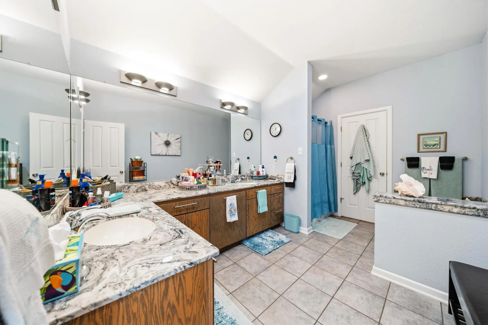 Single Family Residence For Sale in Hill County , 45145 Fringewood Drive, Whitney, Texas 76692, 3 Bedroom, 2 Bathroom, 2 Garage spaces, 1,676 Sqft, built in 2003, mls#21376493, Real Estate Agent in Whitney, Homes For Sale in Hill county, Homes For Sale in Whitney, Realtor in Whitney Texas, Real Estate Brokerage Independent Realty Texas, Luminita Cordes Realtor