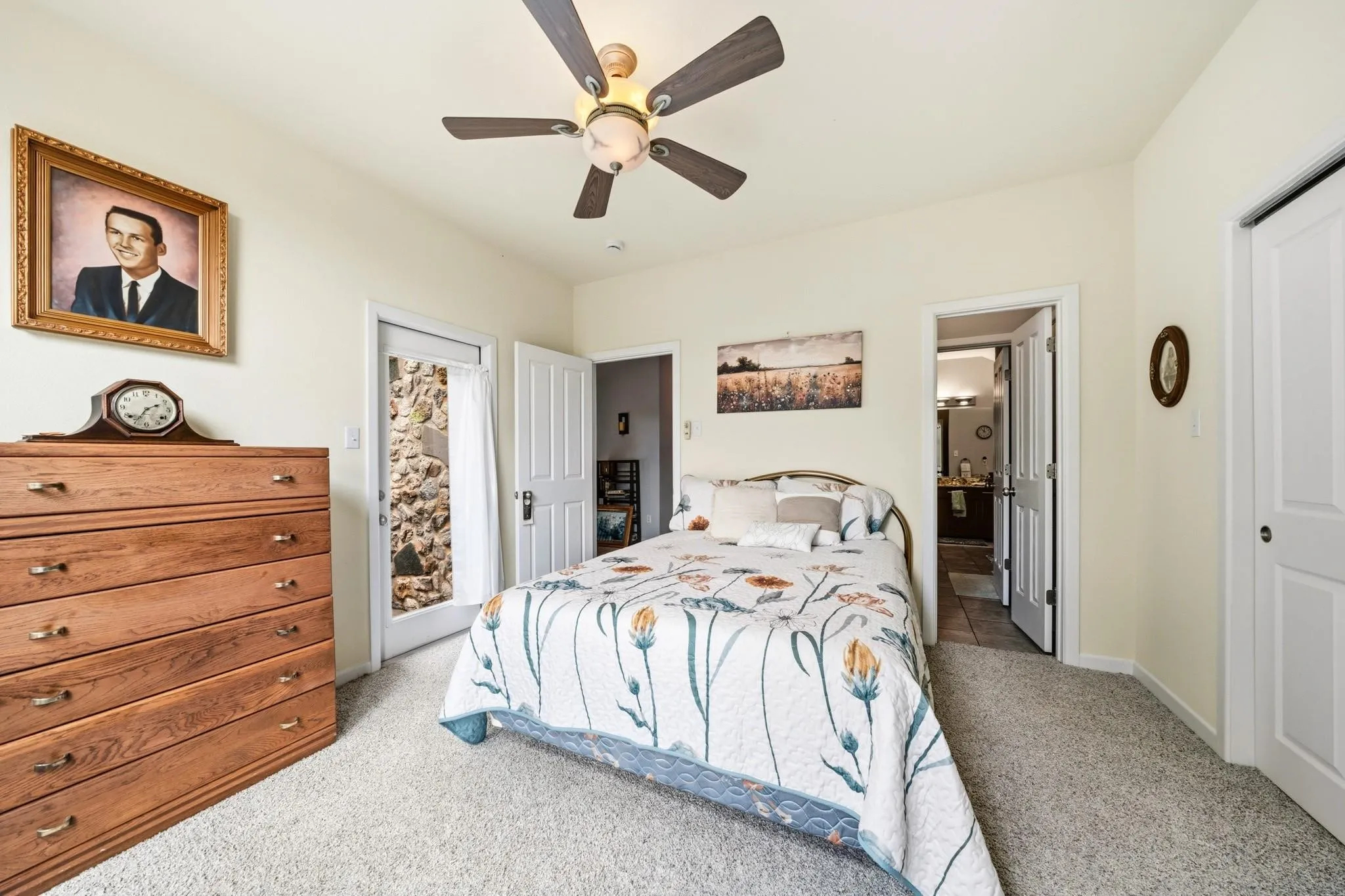 Single Family Residence For Sale in Hill County , 45145 Fringewood Drive, Whitney, Texas 76692, 3 Bedroom, 2 Bathroom, 2 Garage spaces, 1,676 Sqft, built in 2003, mls#21376493, Real Estate Agent in Whitney, Homes For Sale in Hill county, Homes For Sale in Whitney, Realtor in Whitney Texas, Real Estate Brokerage Independent Realty Texas, Luminita Cordes Realtor