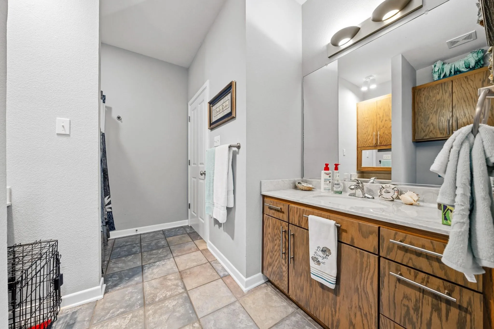 Single Family Residence For Sale in Hill County , 45145 Fringewood Drive, Whitney, Texas 76692, 3 Bedroom, 2 Bathroom, 2 Garage spaces, 1,676 Sqft, built in 2003, mls#21376493, Real Estate Agent in Whitney, Homes For Sale in Hill county, Homes For Sale in Whitney, Realtor in Whitney Texas, Real Estate Brokerage Independent Realty Texas, Luminita Cordes Realtor