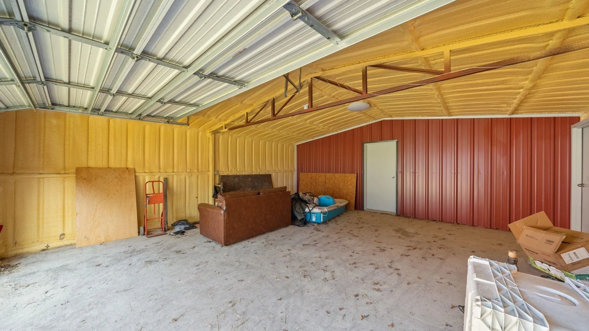 Single Family Residence For Sale in Kaufman County , 13733 County Road 109, Kaufman, Texas 75142, 3 Bedroom, 2 Bathroom, 2 Garage spaces, 2,240 Sqft, built in 2008, mls#21375199, Real Estate Agent in Kaufman, Homes For Sale in Kaufman county, Homes For Sale in Kaufman, Realtor in Kaufman Texas, Real Estate Brokerage Independent Realty Texas, Luminita Cordes Realtor