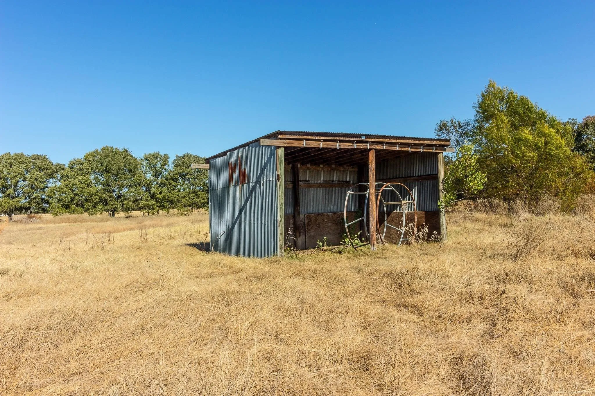 Single Family Residence For Sale in Kaufman County , 13733 County Road 109, Kaufman, Texas 75142, 3 Bedroom, 2 Bathroom, 2 Garage spaces, 2,240 Sqft, built in 2008, mls#21375199, Real Estate Agent in Kaufman, Homes For Sale in Kaufman county, Homes For Sale in Kaufman, Realtor in Kaufman Texas, Real Estate Brokerage Independent Realty Texas, Luminita Cordes Realtor