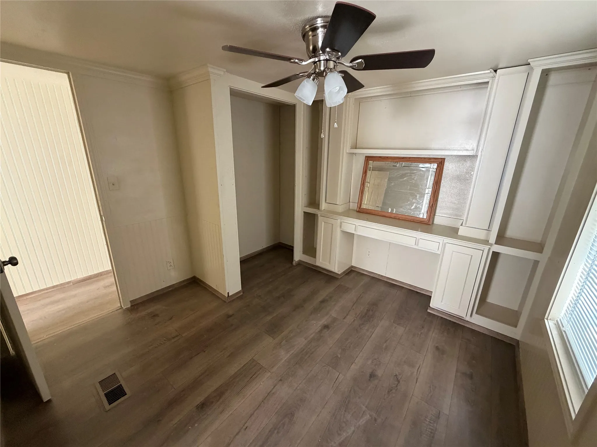 Manufactured Home For Sale in Henderson County , 108 Dove Lane, Mabank, Texas 75156, 3 Bedroom, 2 Bathroom, Garage spaces, 1,064 Sqft, built in 1984, mls#21377032, Real Estate Agent in Mabank, Homes For Sale in Henderson county, Homes For Sale in Mabank, Realtor in Mabank Texas, Real Estate Brokerage Independent Realty Texas, Luminita Cordes Realtor