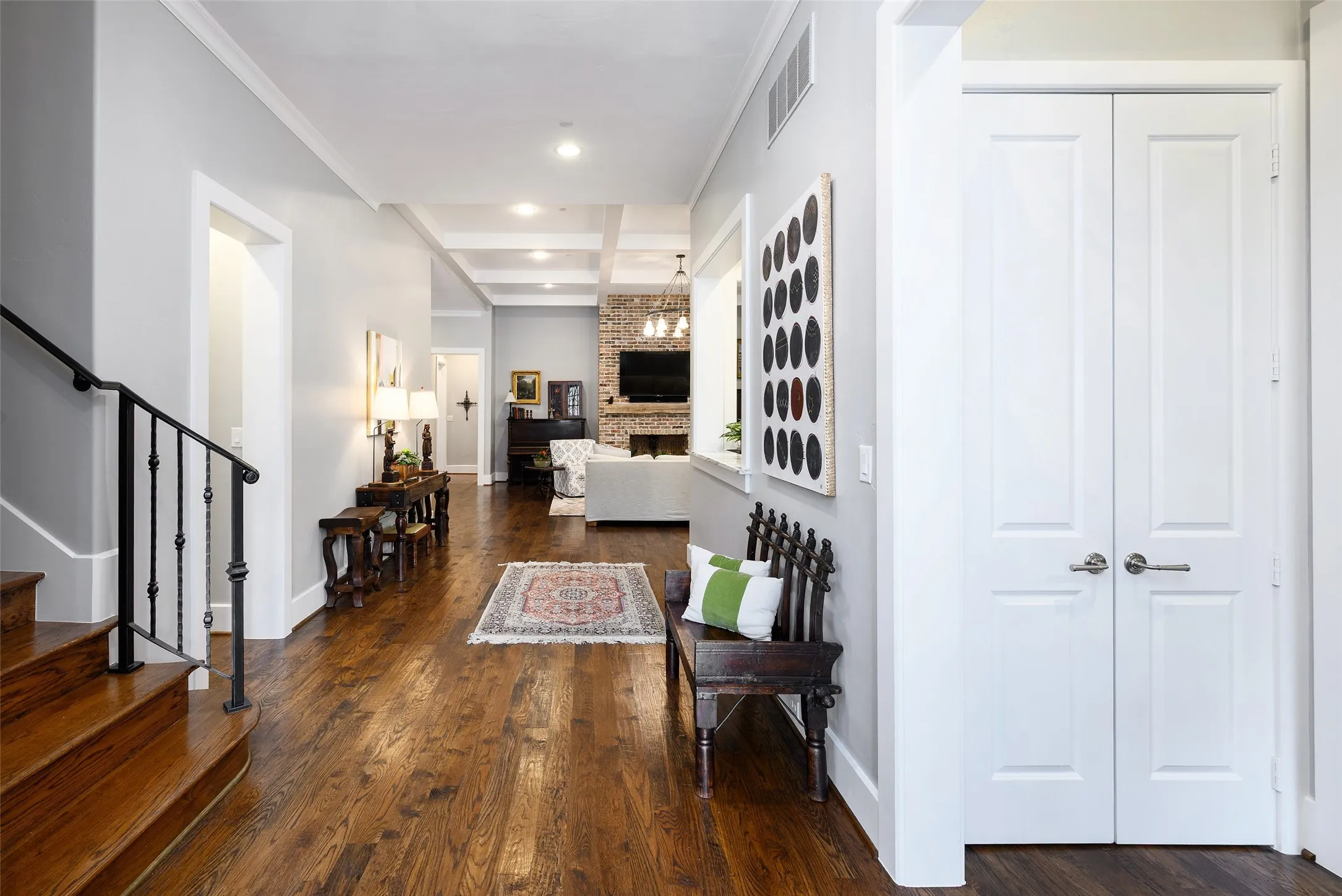 Single Family Residence For Sale in Dallas County , 3420 Hanover Street, University Park, Texas 75225, 4 Bedroom, 5 Bathroom, 2 Garage spaces, 6,024 Sqft, built in 2015, mls#21377074, Real Estate Agent in University Park, Homes For Sale in Dallas county, Homes For Sale in University Park, Realtor in University Park Texas, Real Estate Brokerage Independent Realty Texas, Luminita Cordes Realtor