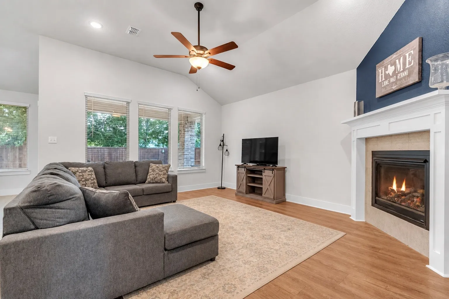 Single Family Residence For Sale in Tarrant County , 5221 Beautyberry Drive, Fort Worth, Texas 76036, 3 Bedroom, 2 Bathroom, 2 Garage spaces, 1,944 Sqft, built in 2021, mls#21376682, Real Estate Agent in Fort Worth, Homes For Sale in Tarrant county, Homes For Sale in Fort Worth, Realtor in Fort Worth Texas, Real Estate Brokerage Independent Realty Texas, Luminita Cordes Realtor